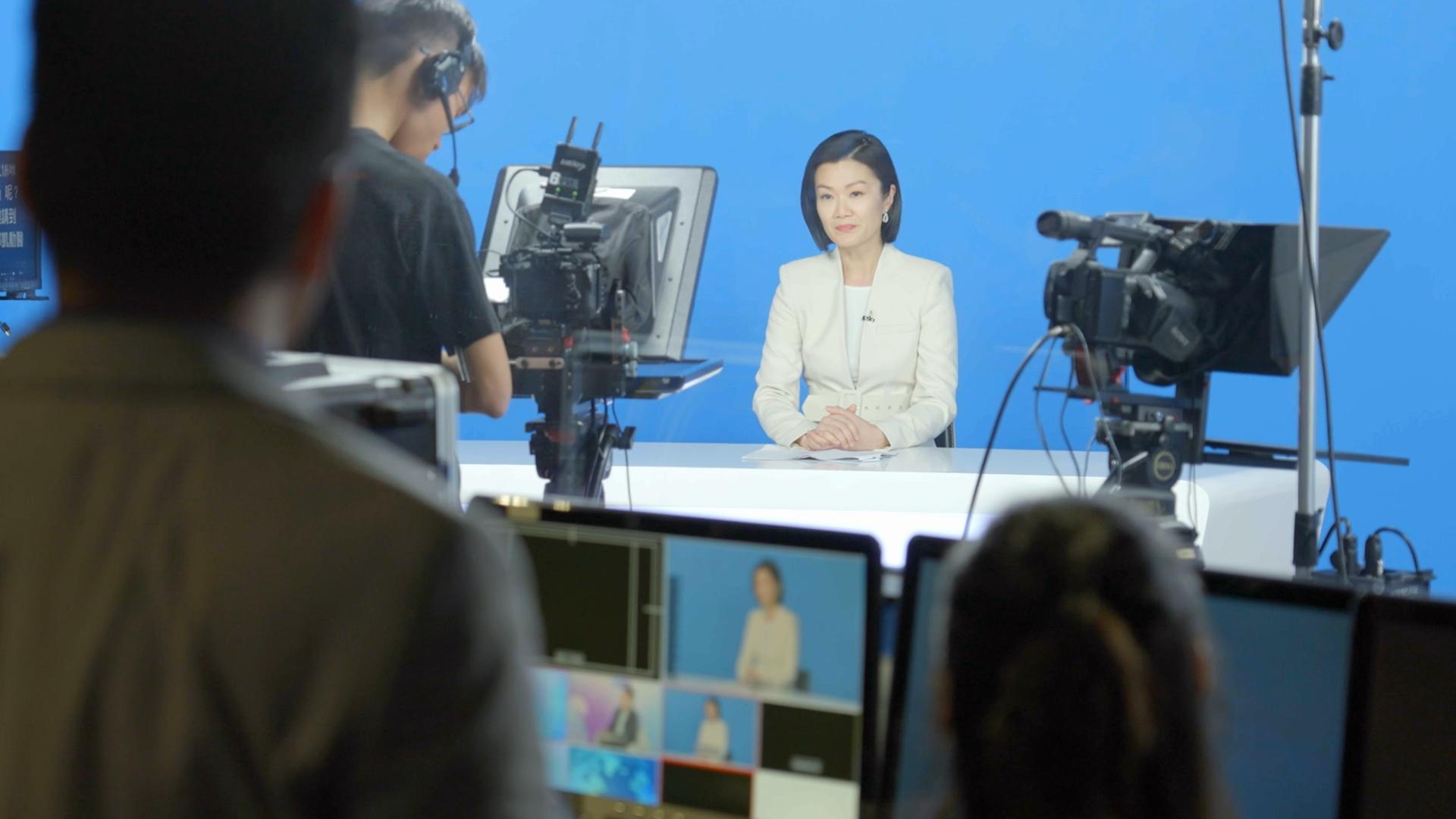 Akina表示以為「重操」主播一職應該駕輕就熟,然而短片內的健康資訊也令她大開眼戒,需要重新學習。