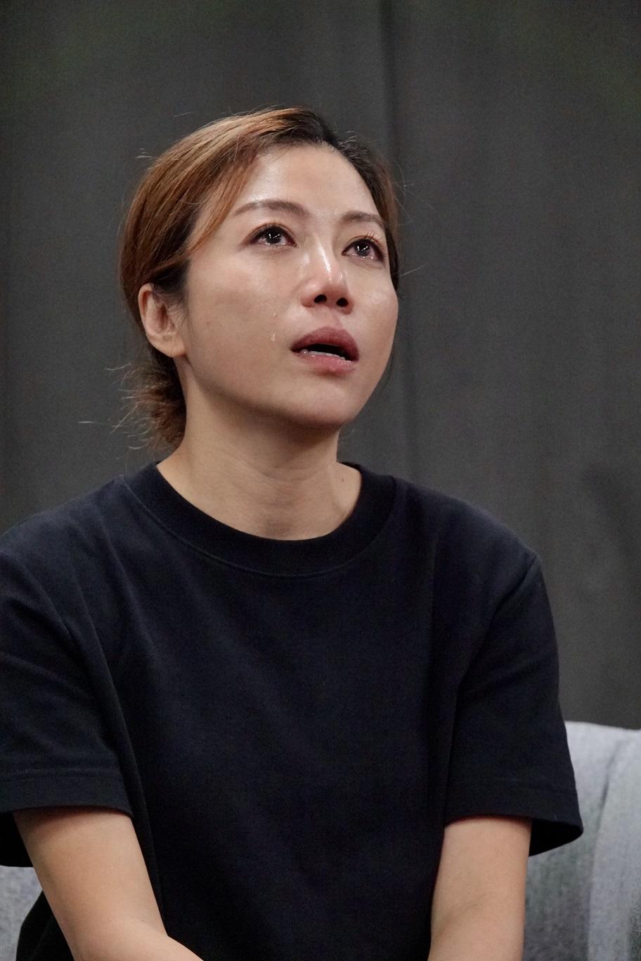 在綵排期間Kearen跟著劇情反覆落淚,事後她笑言千萬別讓自己激動到演不下去。