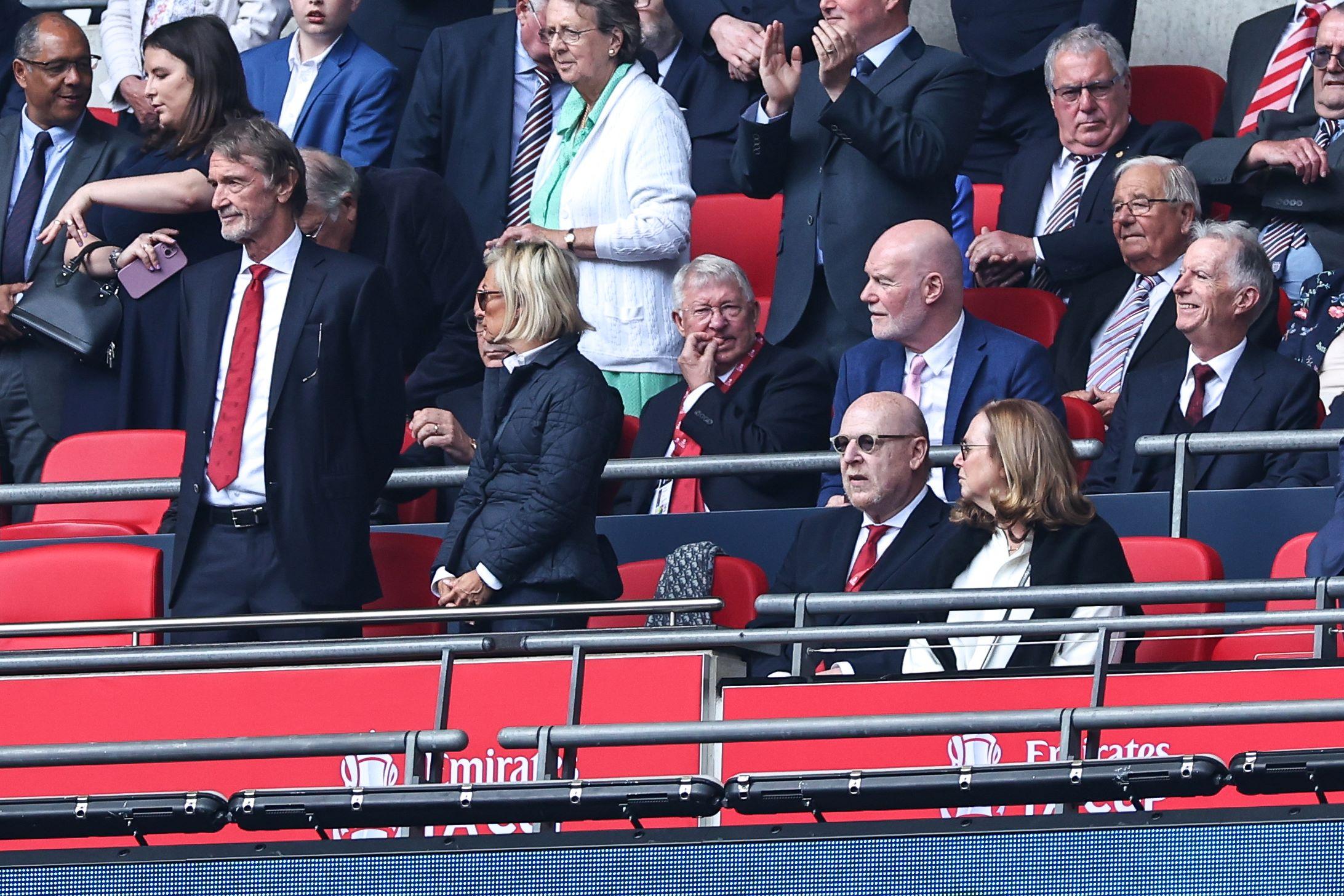 曼聯老闆拉傑夫(Jim Ratcliffe)與費格遜早前曾在觀眾席一齊睇波。(資料圖片)