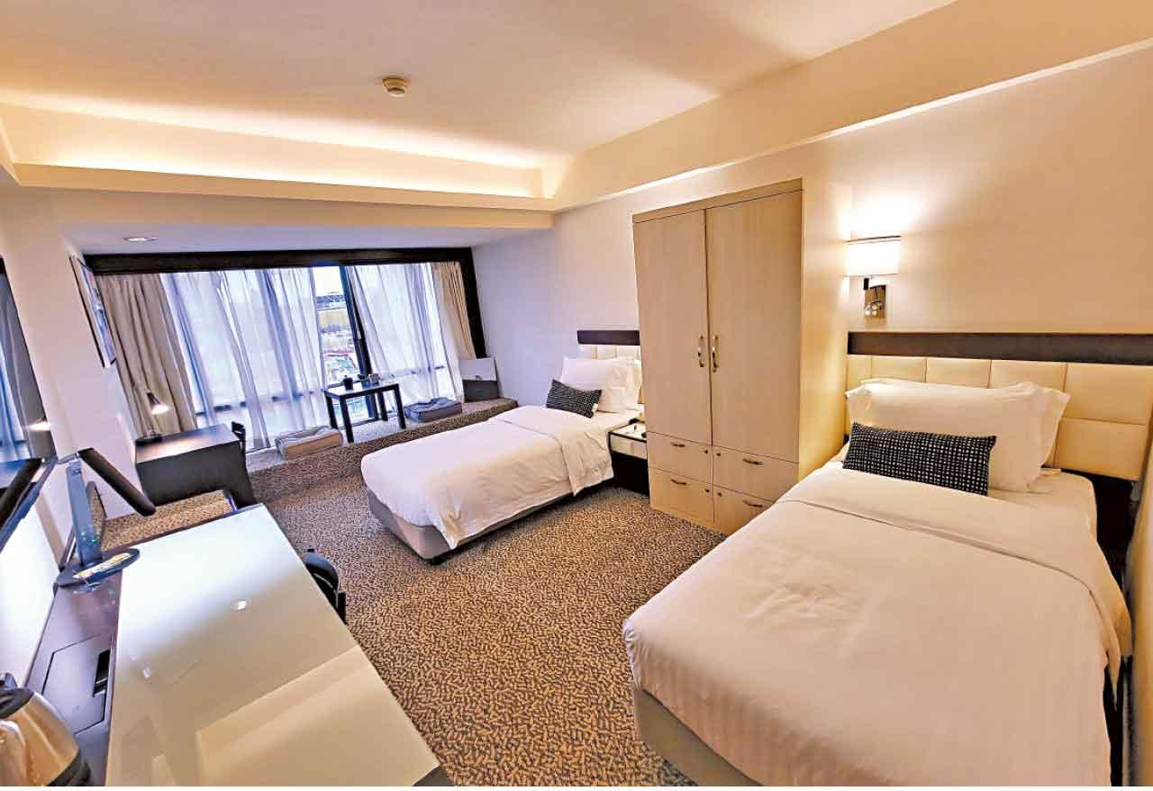 富豪東方酒店轉作青年宿舍