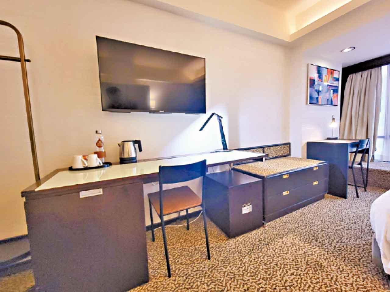 富豪東方酒店轉作青年宿舍