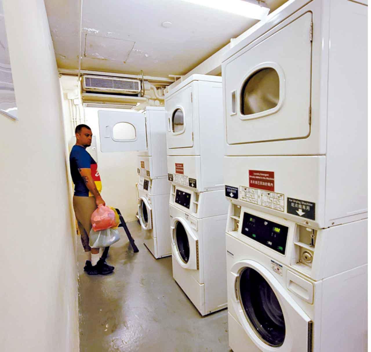 富豪東方酒店轉作青年宿舍