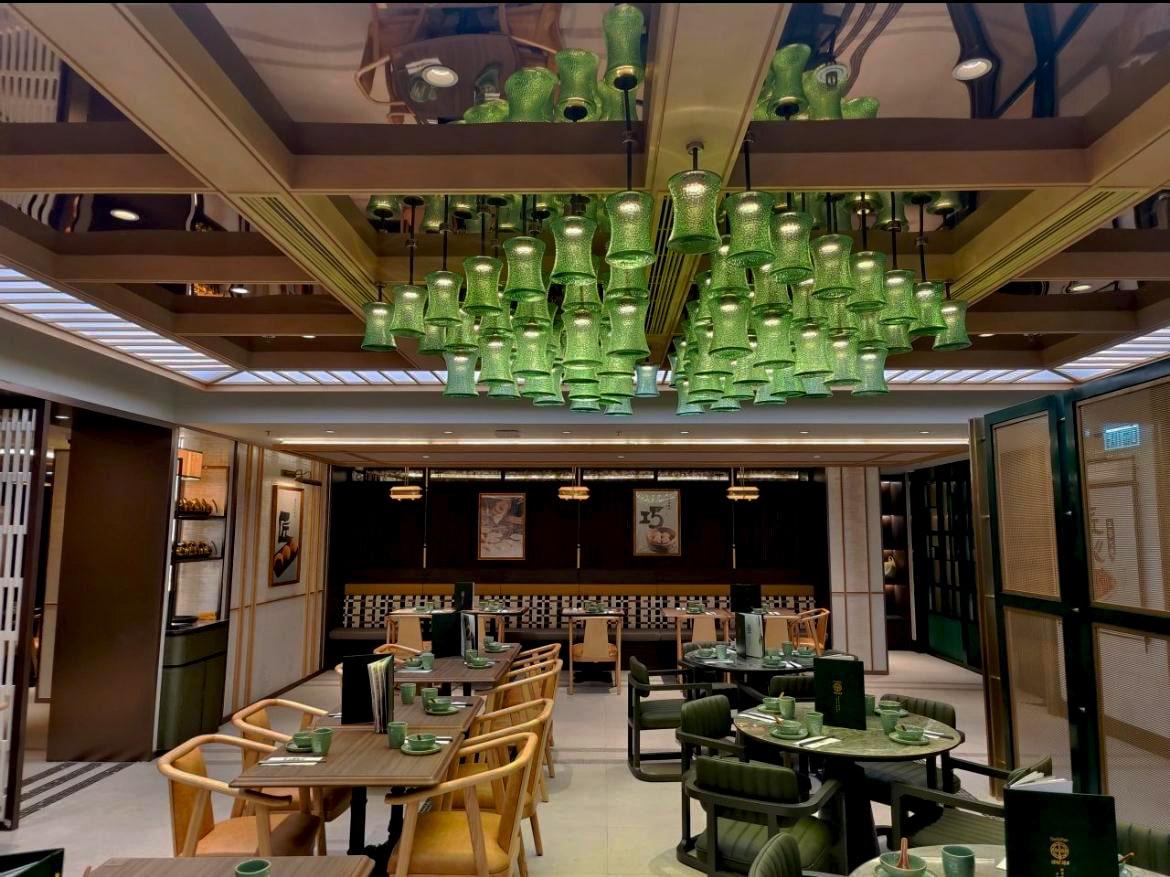 全場超過3,500平方呎,裝潢古風高雅。