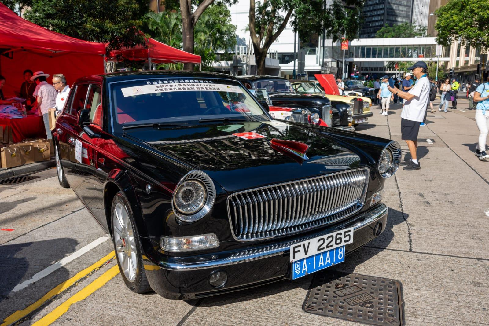 75輛名車巡遊賀國慶。(陳奕釗攝)