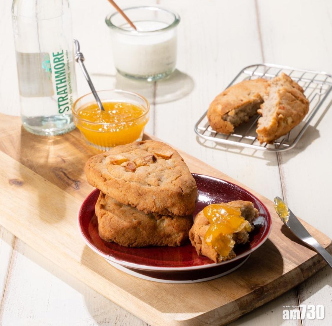 果醬做法︱低脂檸檬醬可以塗在曲奇上食用。