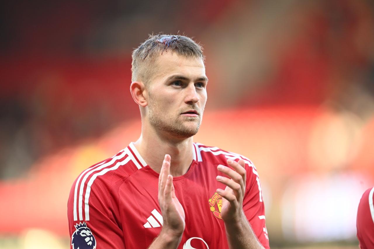 馬菲斯迪歷特(Matthijs de Ligt)在曼聯表現不錯,但身價仍略有下調。