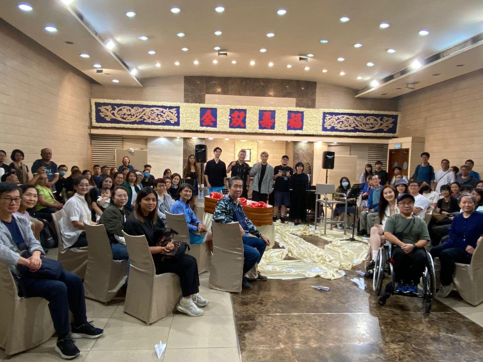 首個殯儀館音樂會