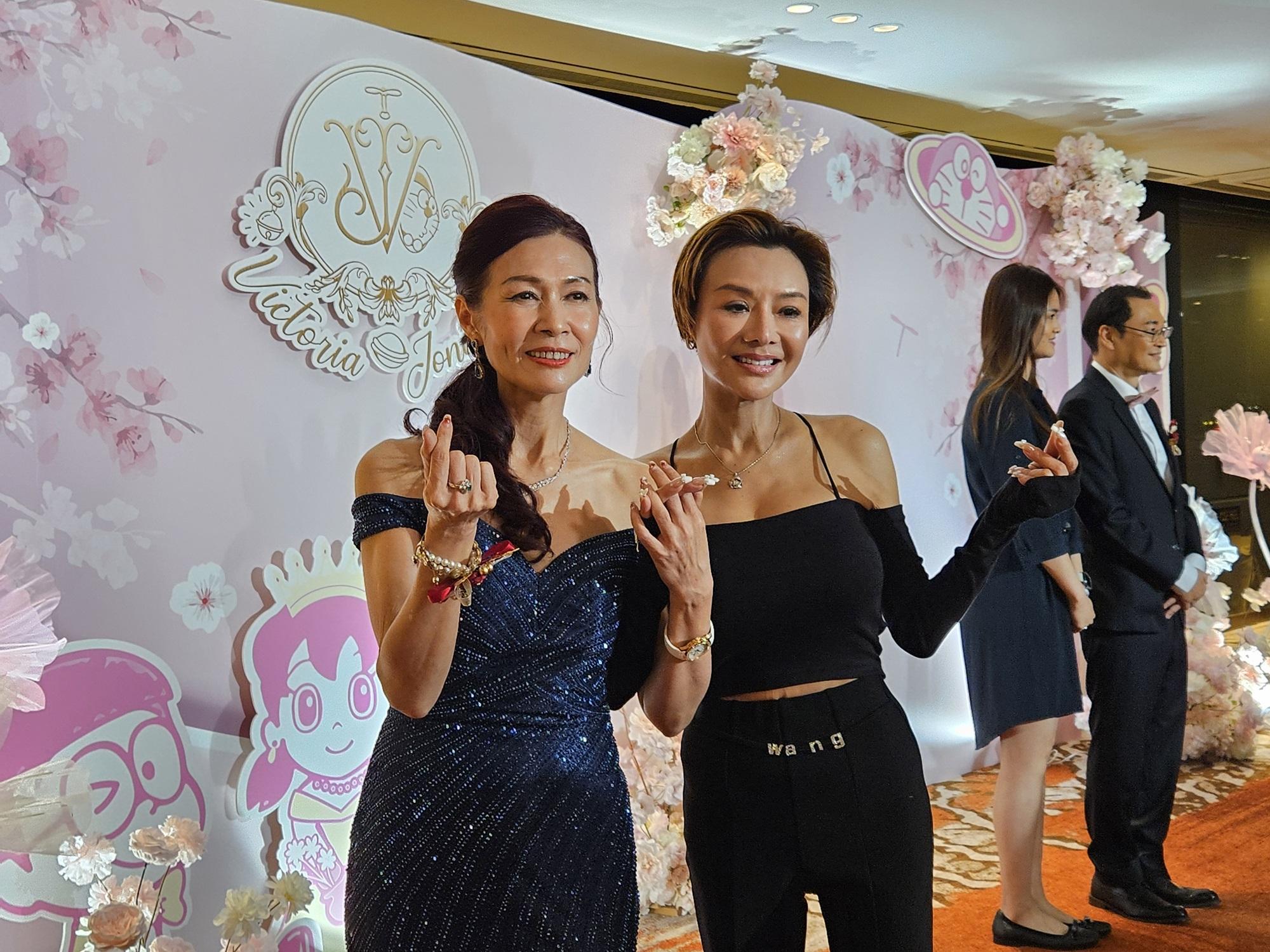 葉子媚出席麥翠嫺女兒女婚禮。