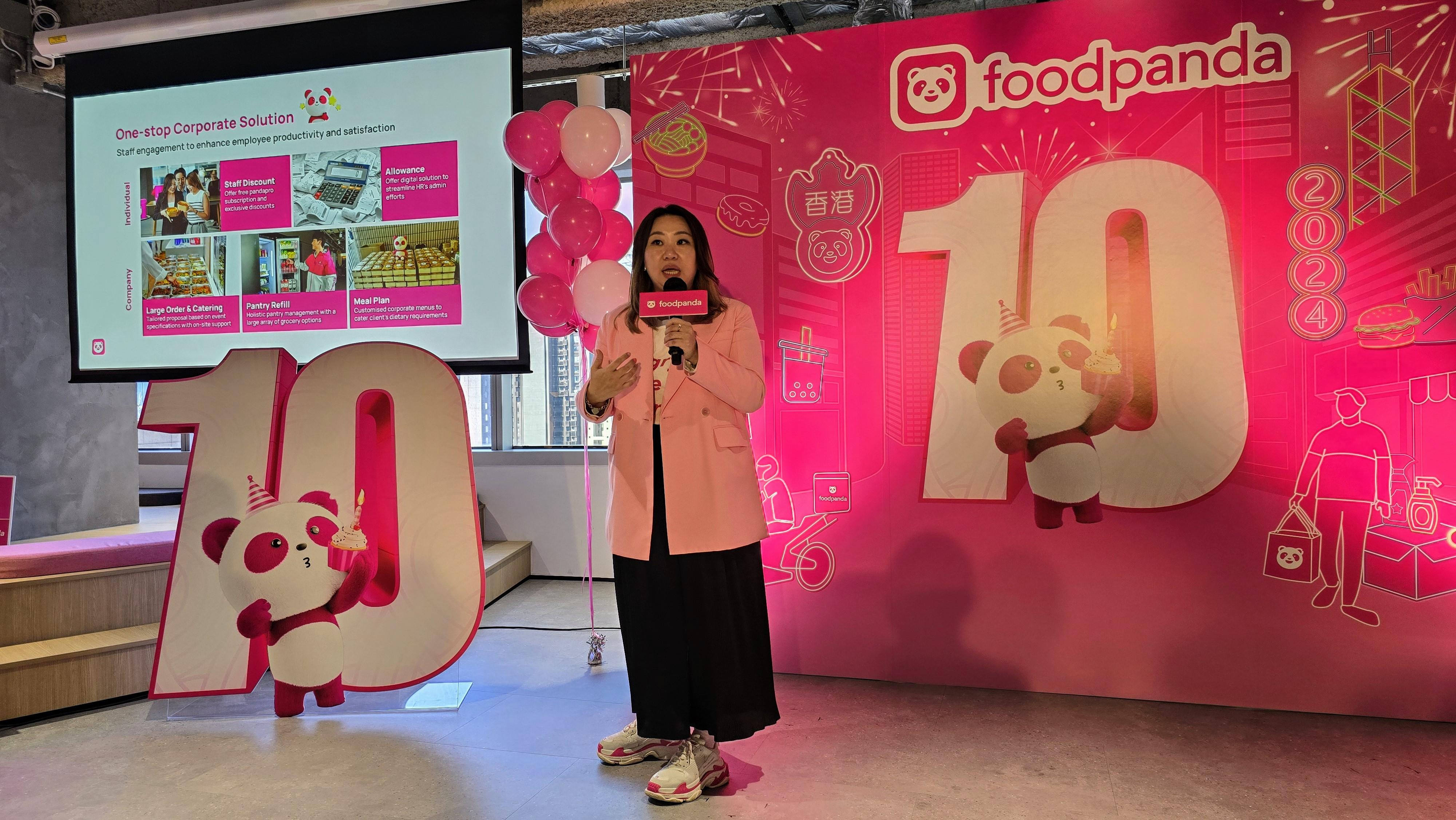 foodpanda香港企業業務總監葉家敏Carmen介紹了企業到會與茶水間補貨等業務。