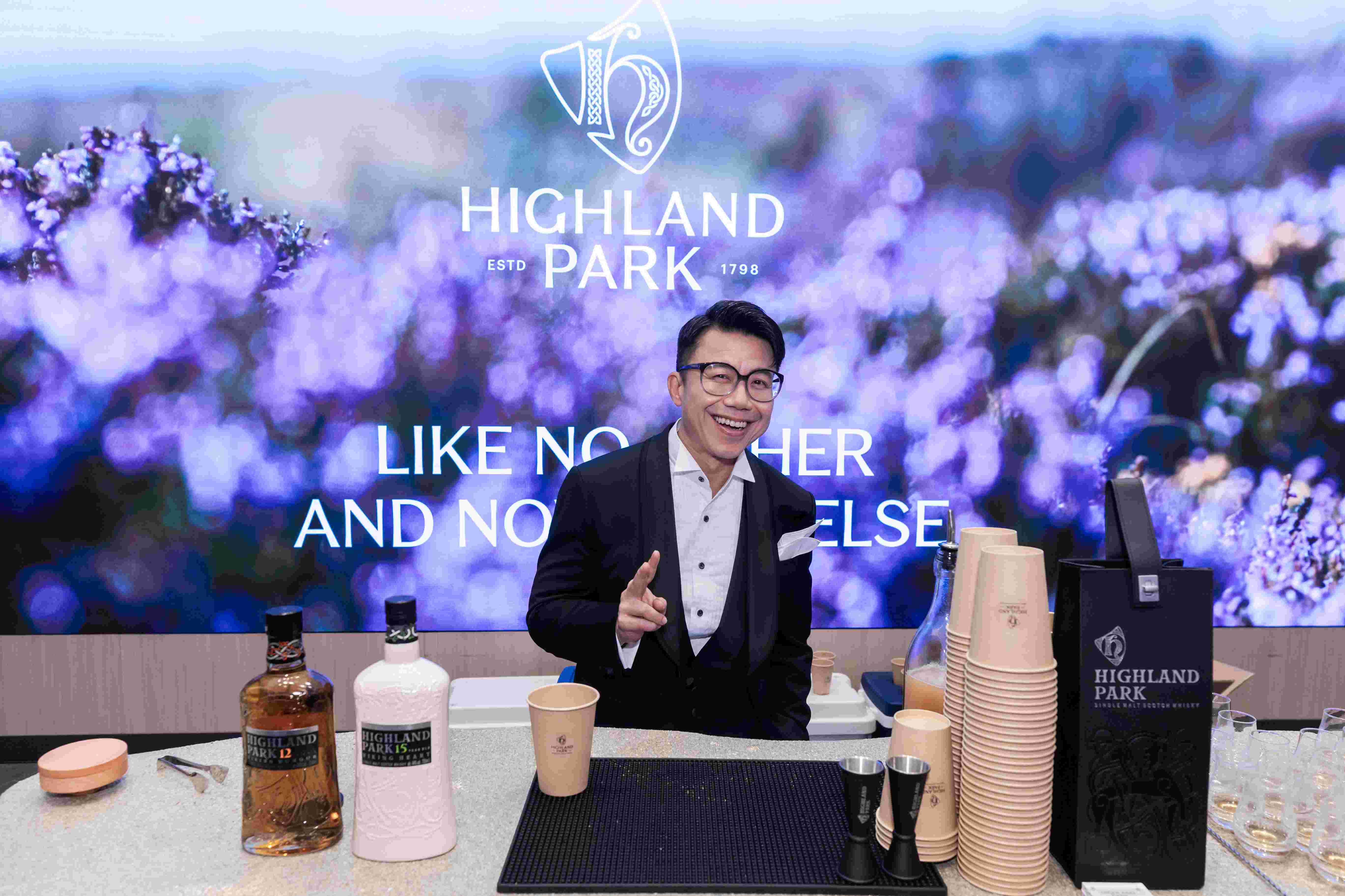 開騷前舉行威士忌品酒會。