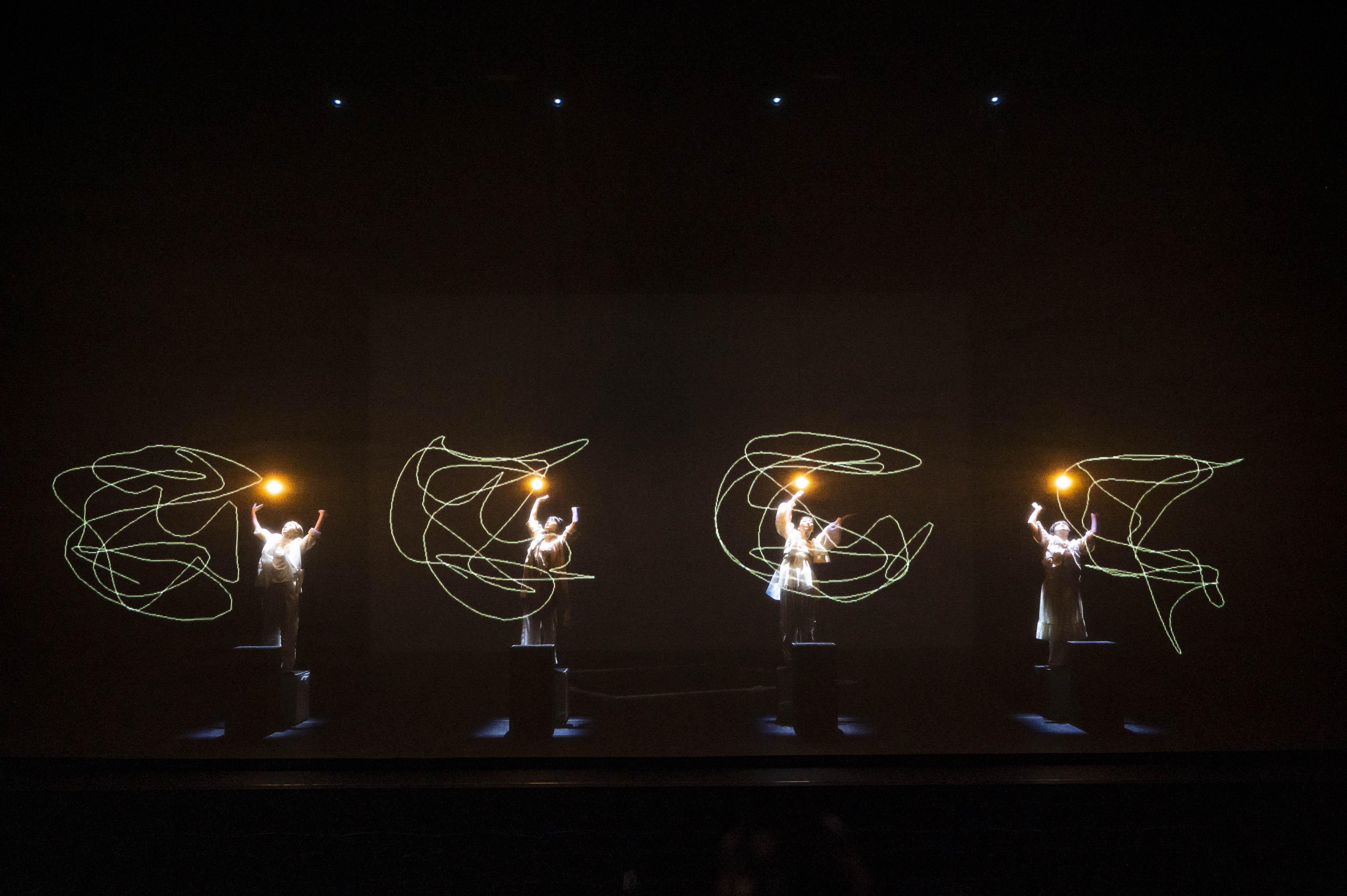 Photo by Takeshi Yao