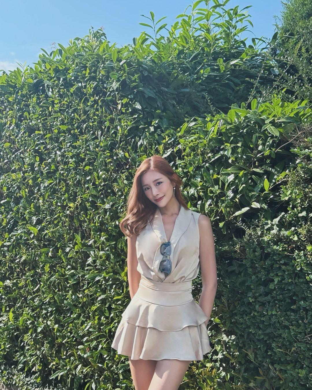 梁允瑜分享多張性感水着照