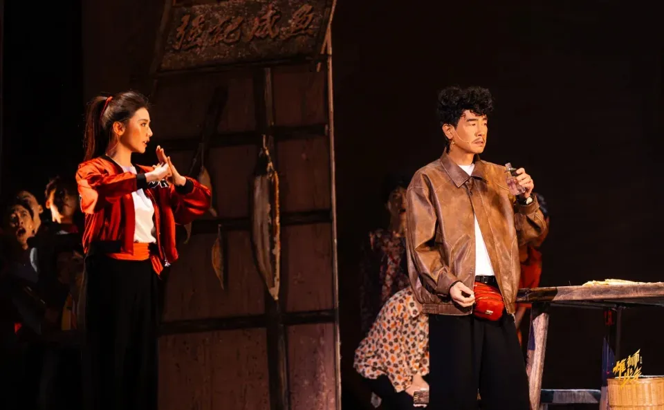 陳小春斷崖式衰老一臉皺紋? 事隔一個月再極速回春