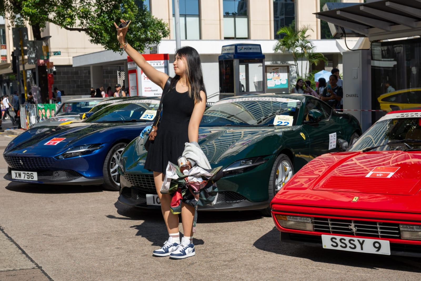 75輛名車巡遊賀國慶。(陳奕釗攝)