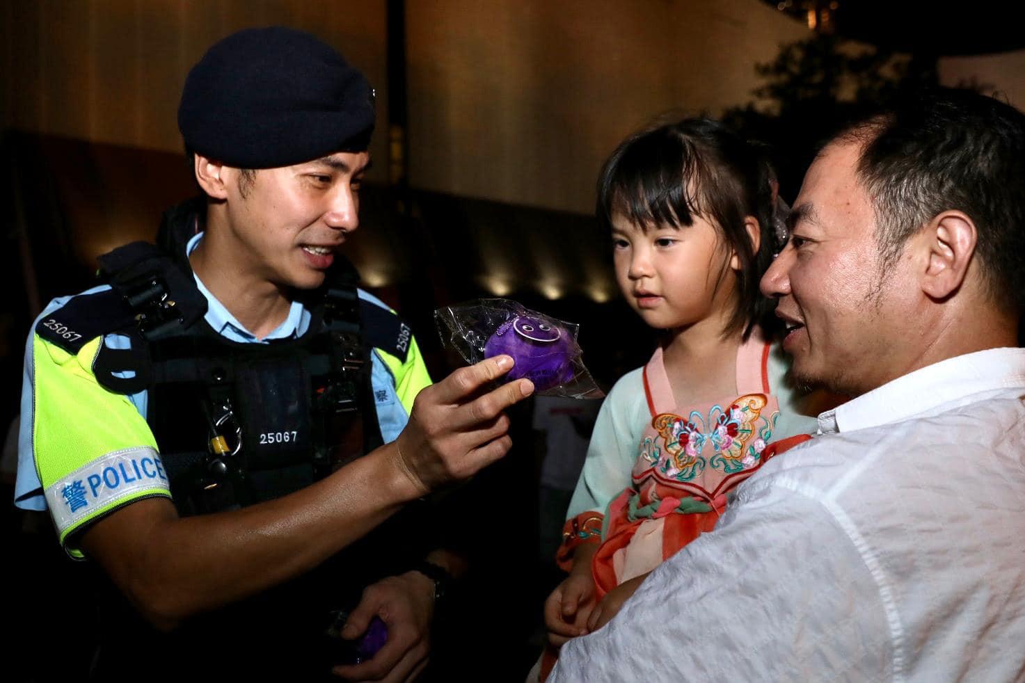 警隊公布今年「公眾意見調查」及「警隊服務滿意程度調查」結果,超過6成受訪者表示對警隊有信心(香港警方FB圖片)