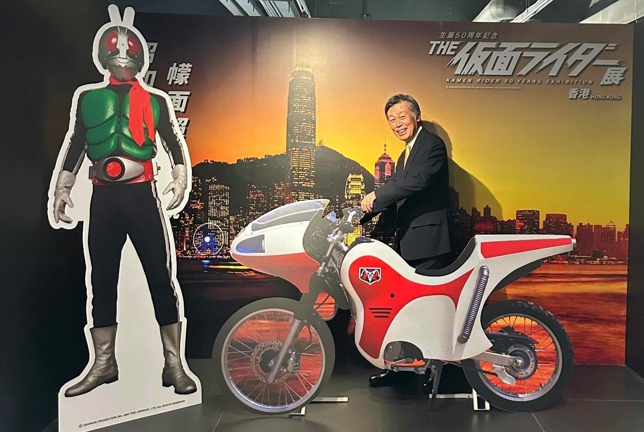 日本駐香港總領事岡田健一結束三年任期,即將離任回國 (日本駐香港總領事館fb圖片)