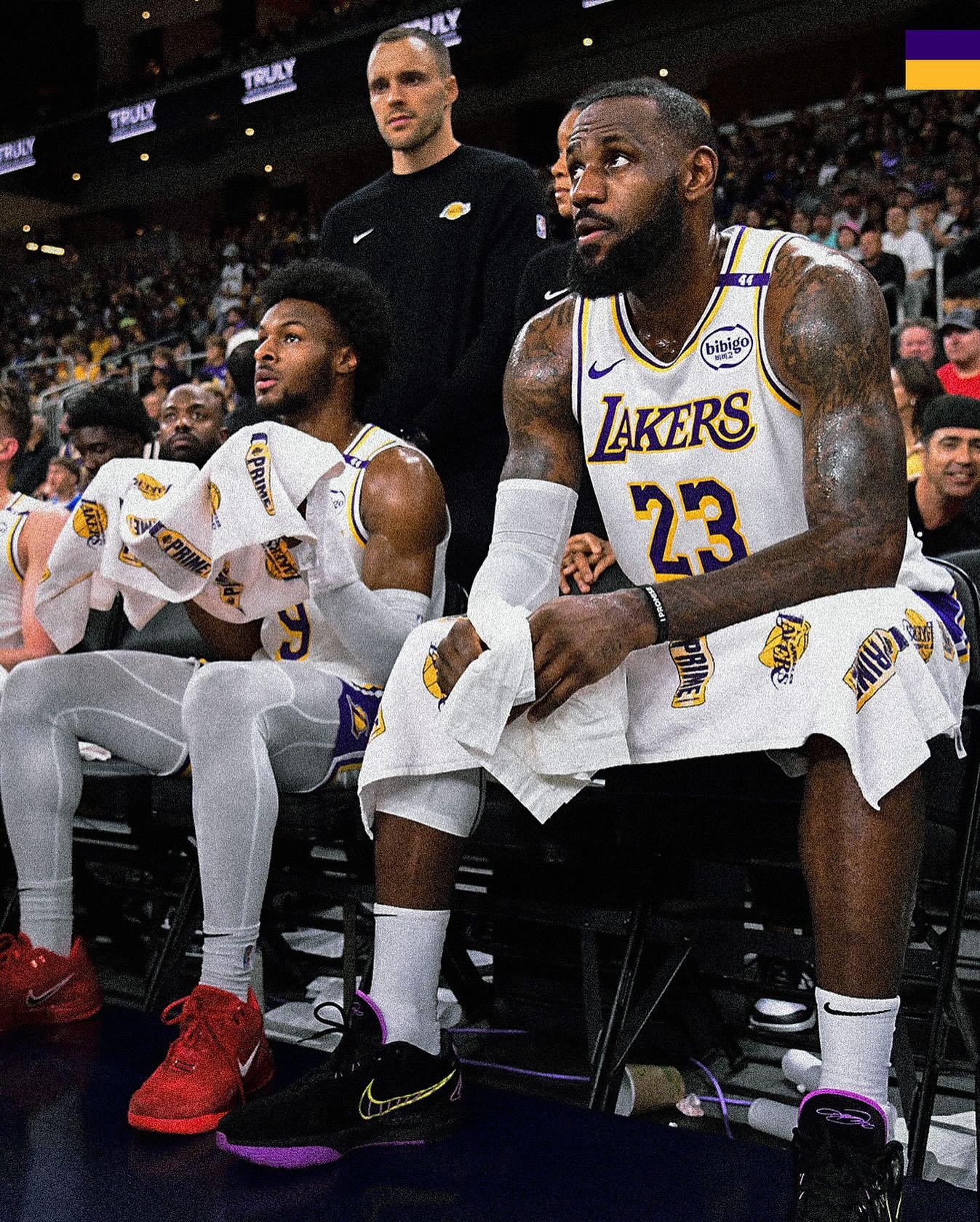 勒邦占士與邦尼占士「父子檔」同場上陣歷史時刻,於季前賽對鳳凰城太陽終於出現。(洛杉磯湖人圖片)