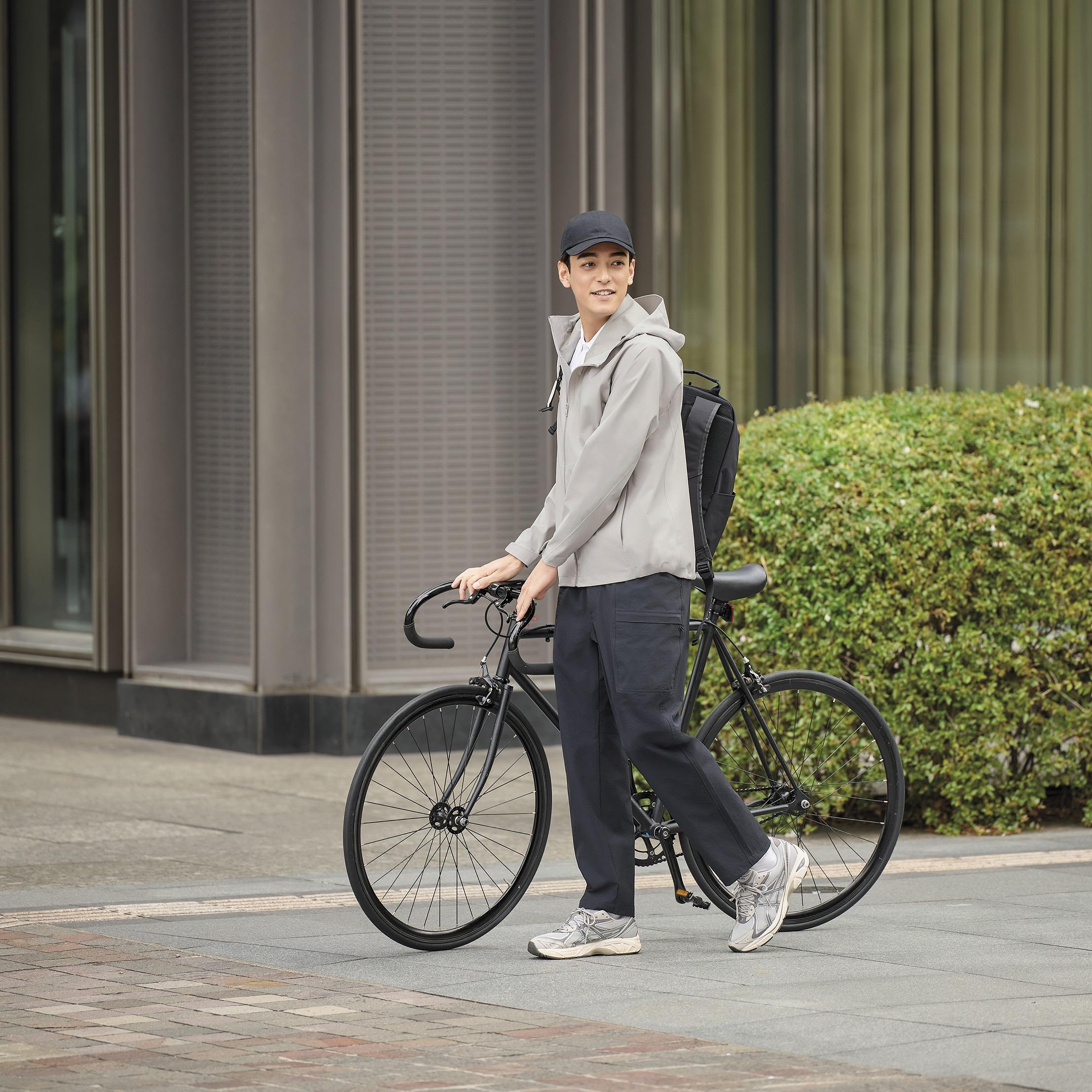 男女通用 機能長褲 $249(原價 $299)