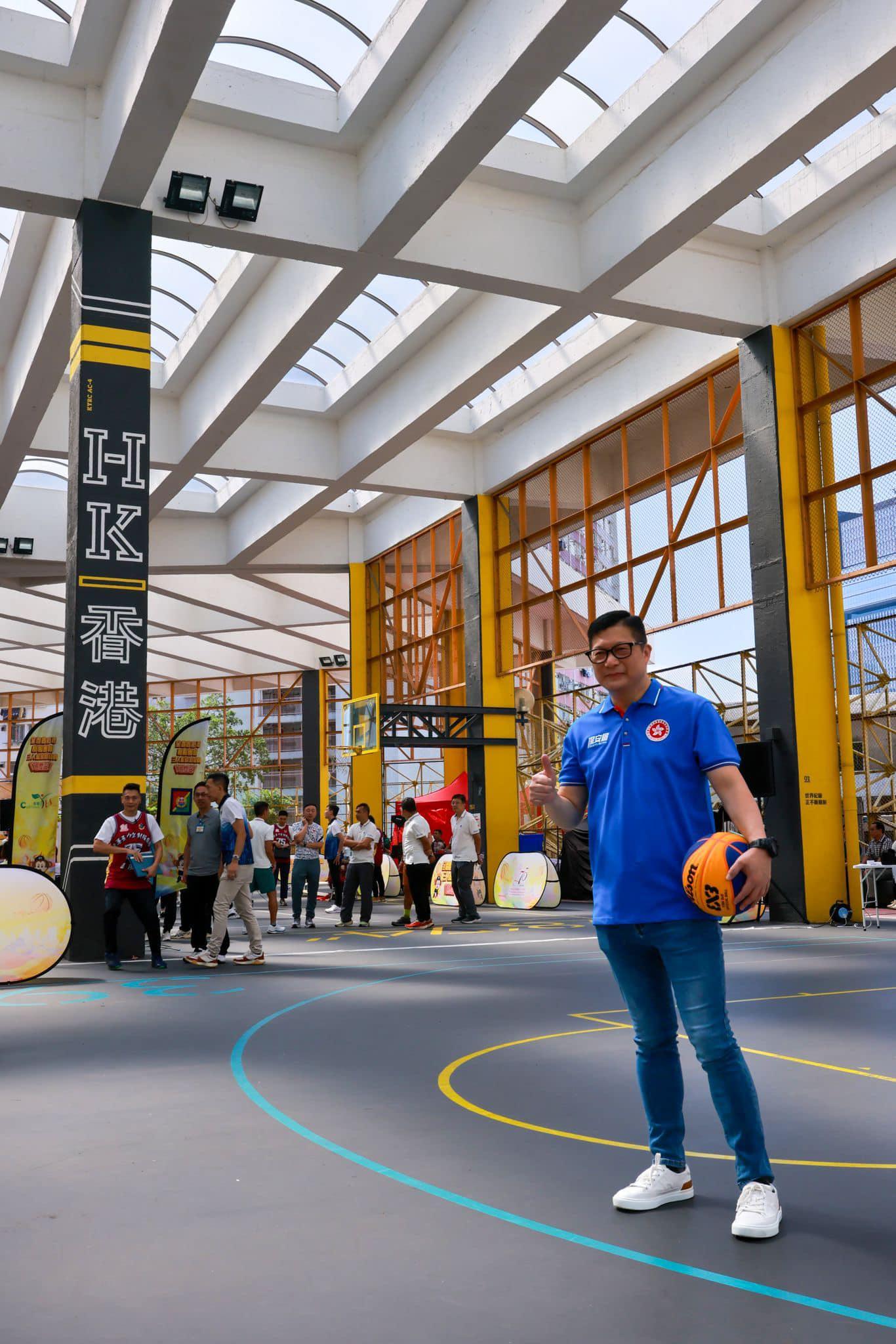 鄧炳強技癢參「熱血籃球賽」 大讚運動場非常型格|Ray Online (@fb鄧炳強 Tang Ping Keung)