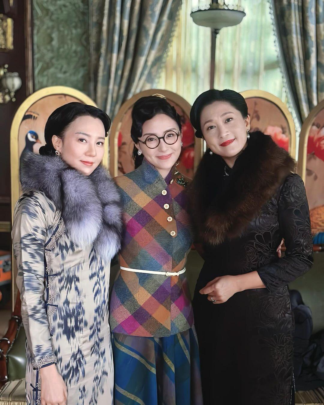 邵初首部劇集是《巾幗梟雄之懸崖》,表現不錯。