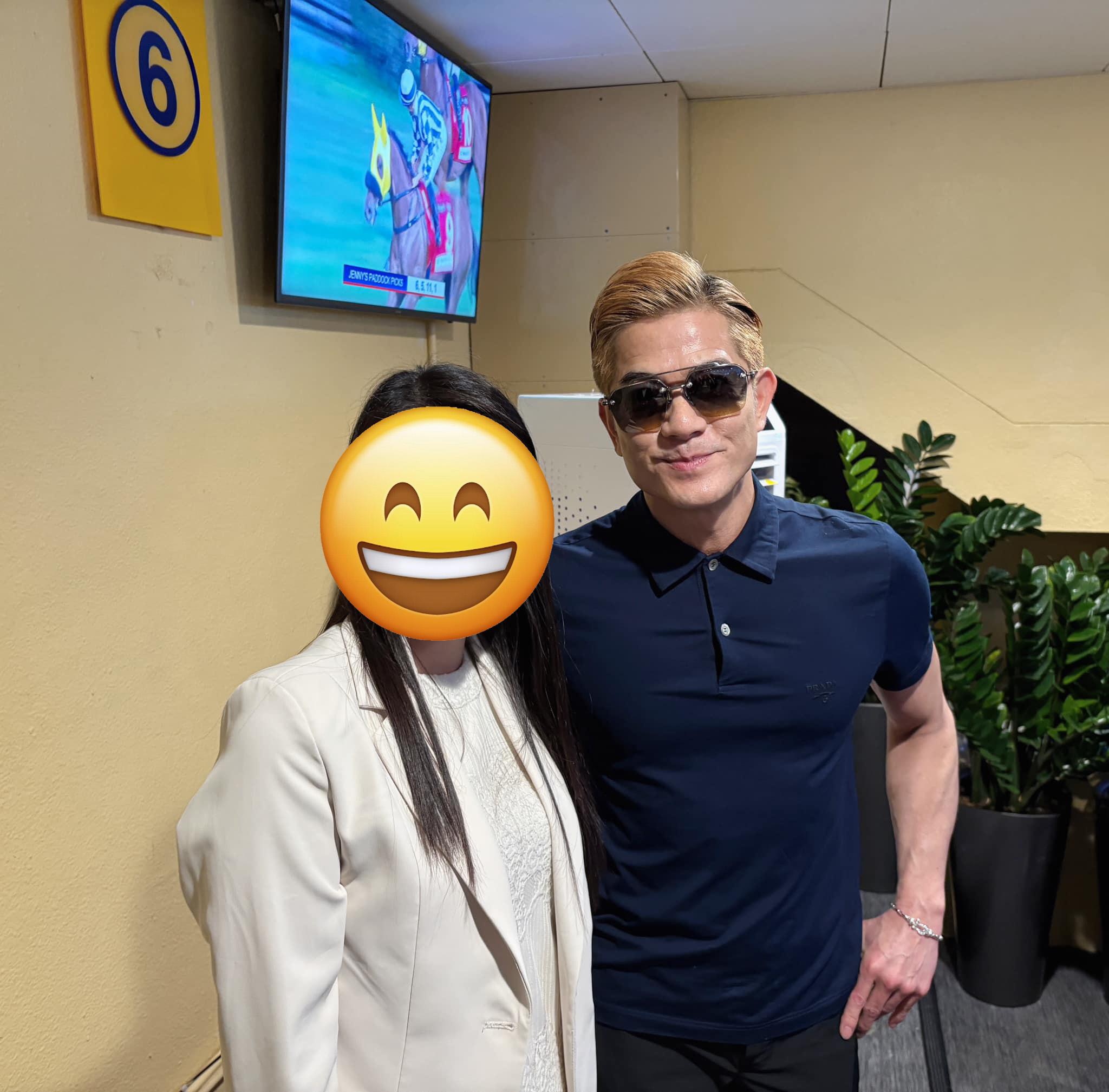 郭富城入馬場支持愛駒「舞林密碼」出賽。