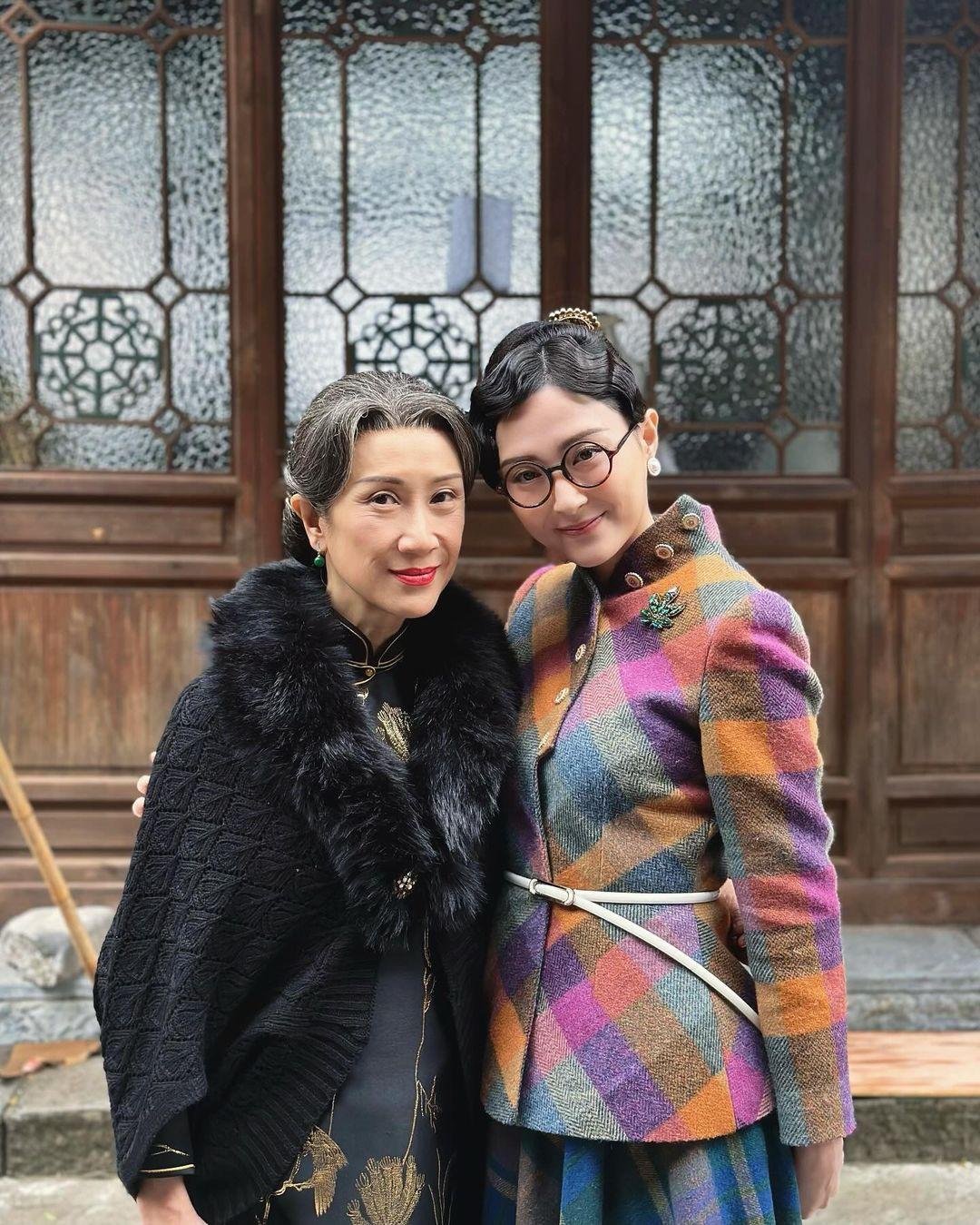 邵初首部劇集是《巾幗梟雄之懸崖》,表現不錯。