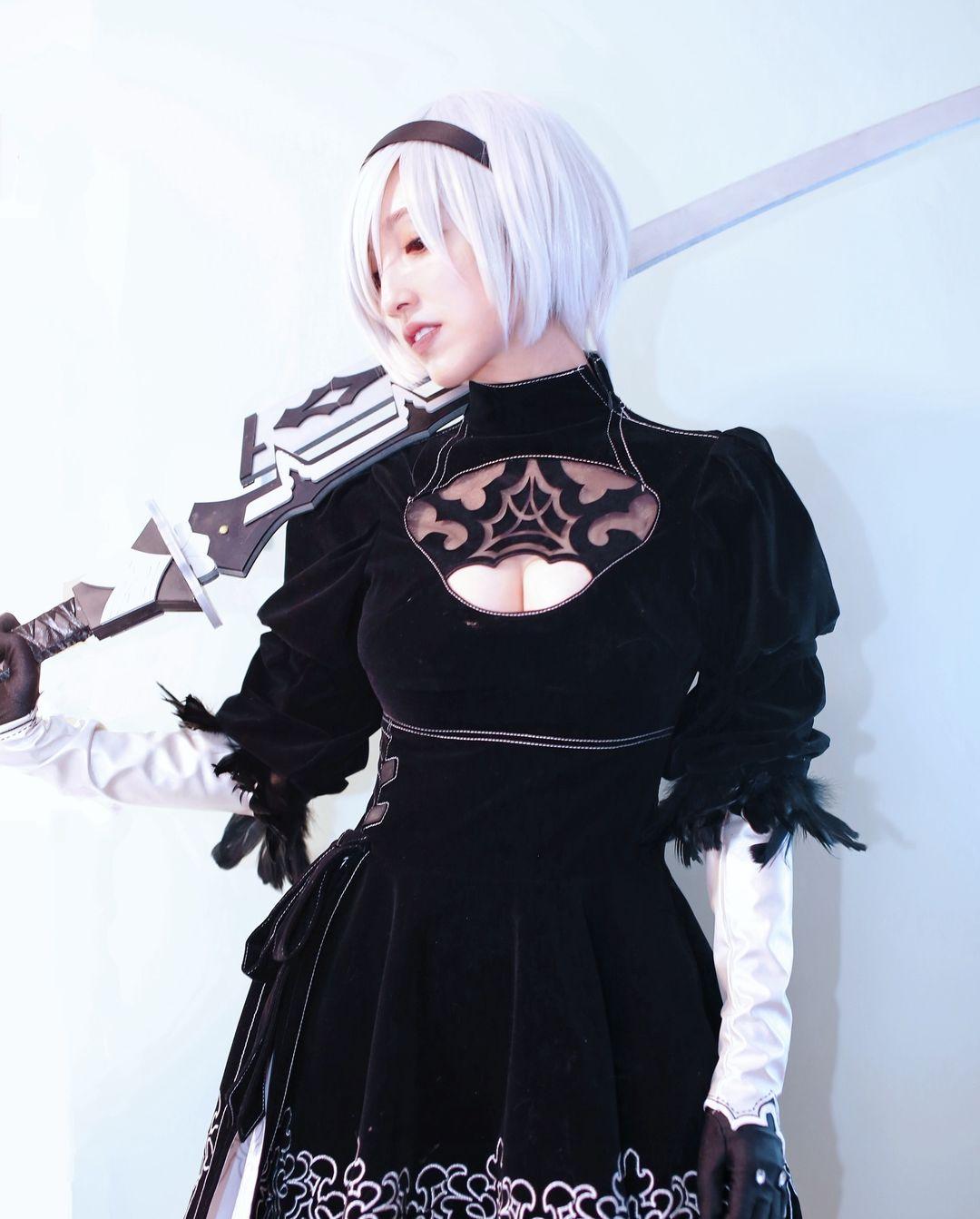 海兒的萬聖節打扮非常養眼。