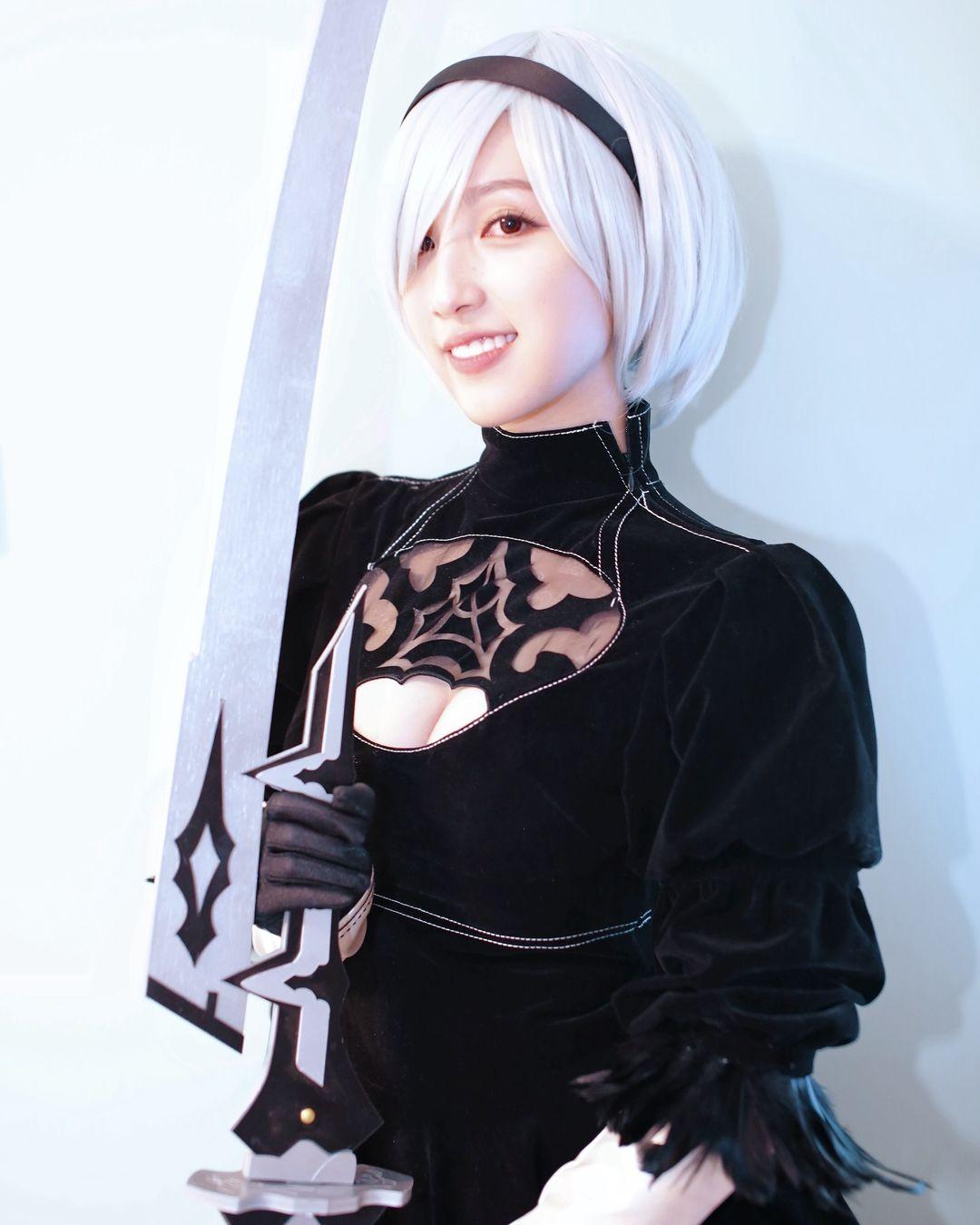 海兒的萬聖節打扮非常養眼。