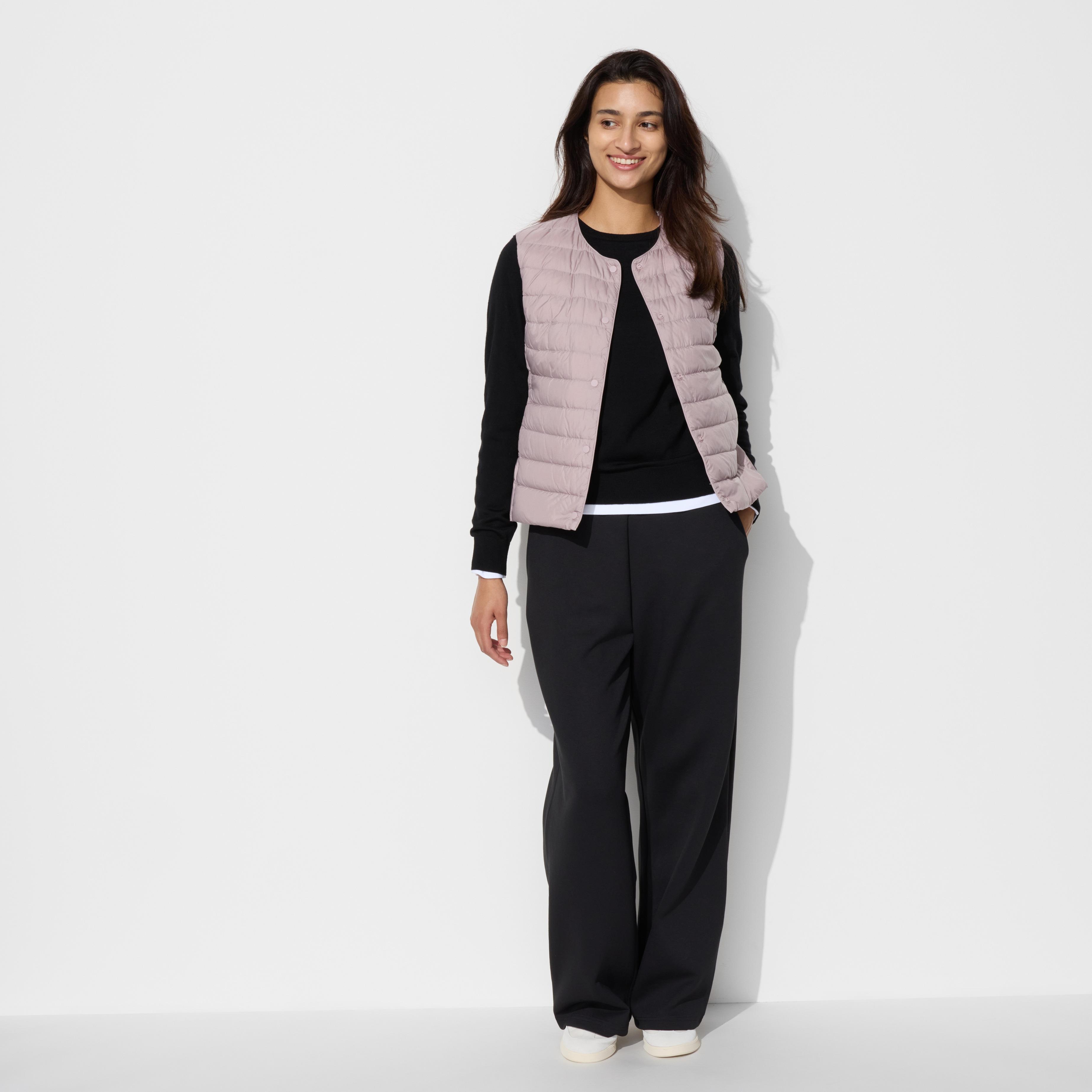 女裝 超輕型薄羽絨背心$249(原價 $299)