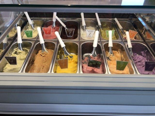 秉承總店可持續發展理念,會採用外表略有瑕疵但果肉美味不變的農產品,減少浪費,用行動支持農民。