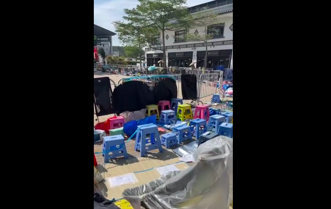 姜濤fans早於10月20日就喺昂坪紮營霸位