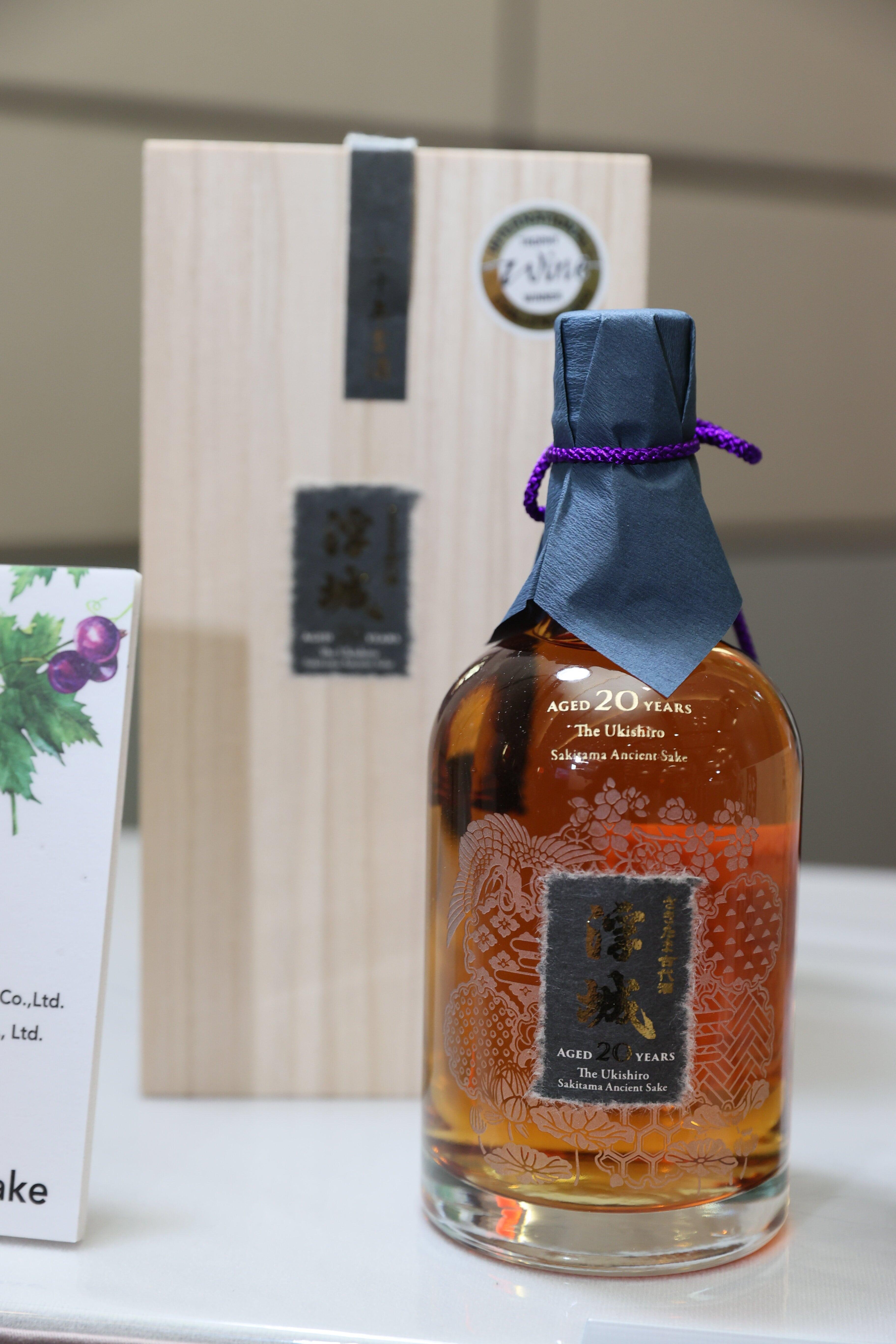 橫田酒造株式曾在日本全國新酒評鑑會中榮獲 22 次 金獎,會社帶來20年高級陳釀清酒 Ukishiro。