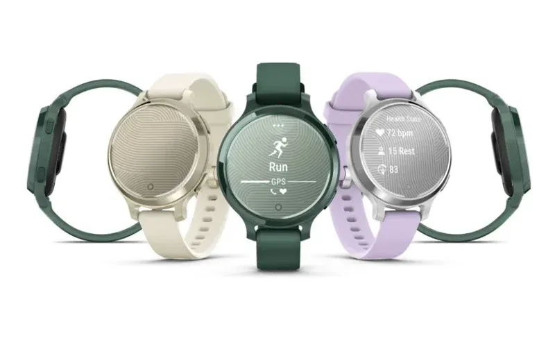 目前Lily 2 Active分別推出月光金、碧玉綠與銀色 (搭配紫茉莉錶帶)三款配色,建議售價則299.99美元,約港幣$2,400。