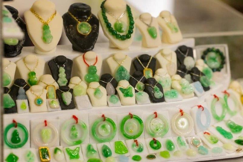 這雙手雖然小,說好香港毅力大。