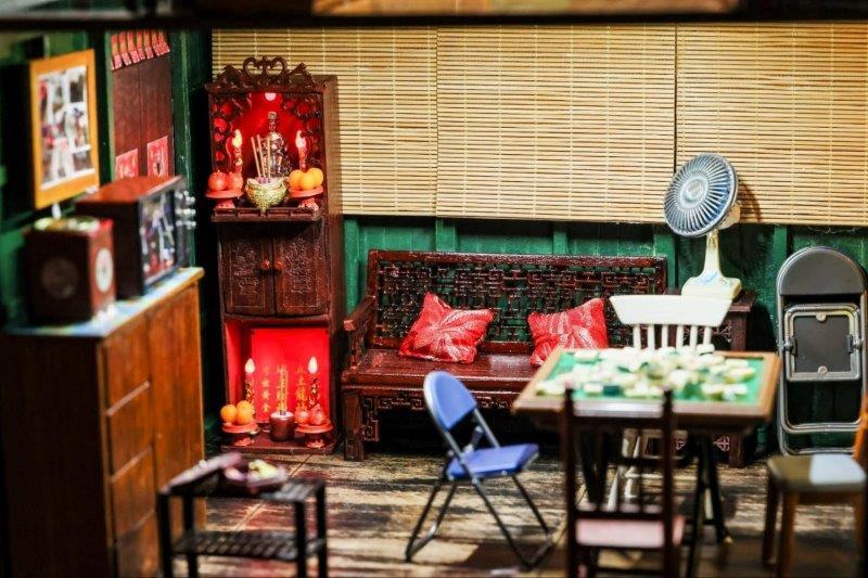 這雙手雖然小,說好香港毅力大。