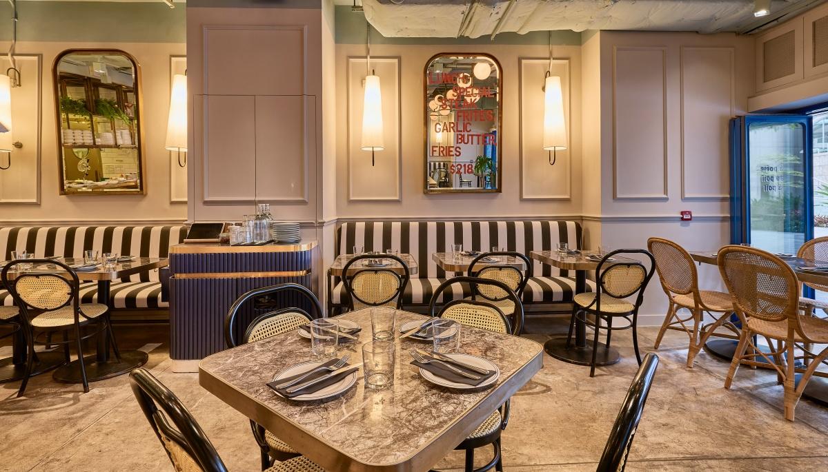 酒館結合花都優雅氣息與悠閒格調。