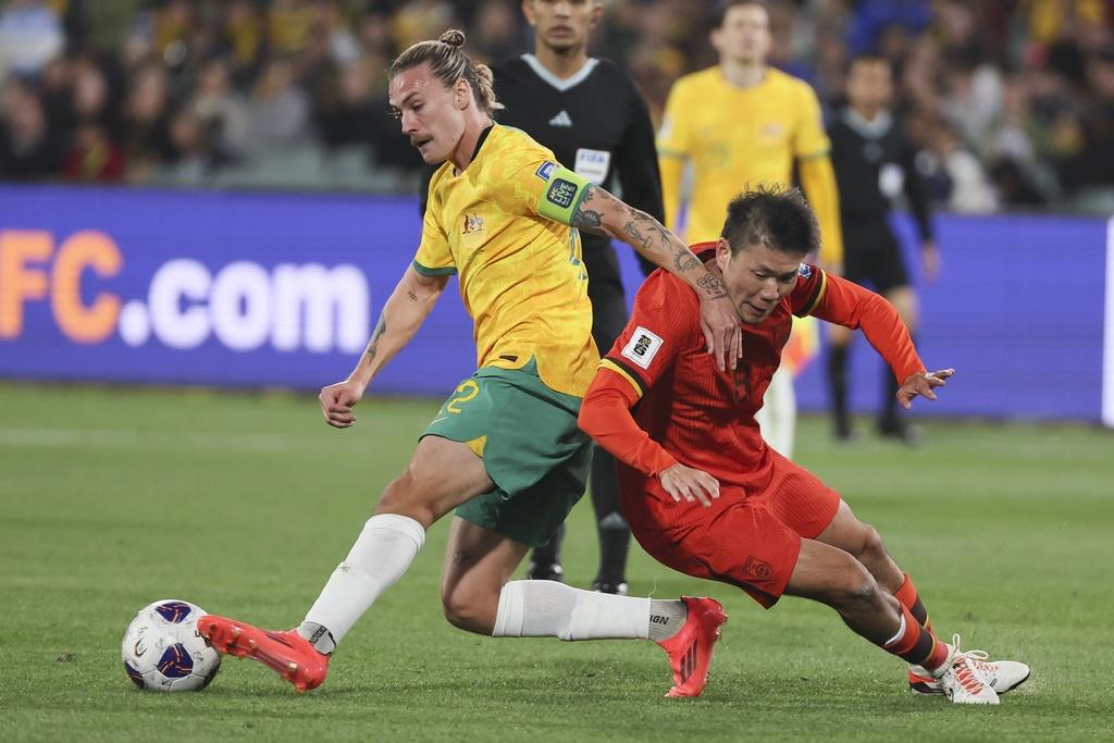 世界盃外圍賽|中國作客澳洲領前一球下被反超前。(美聯社)