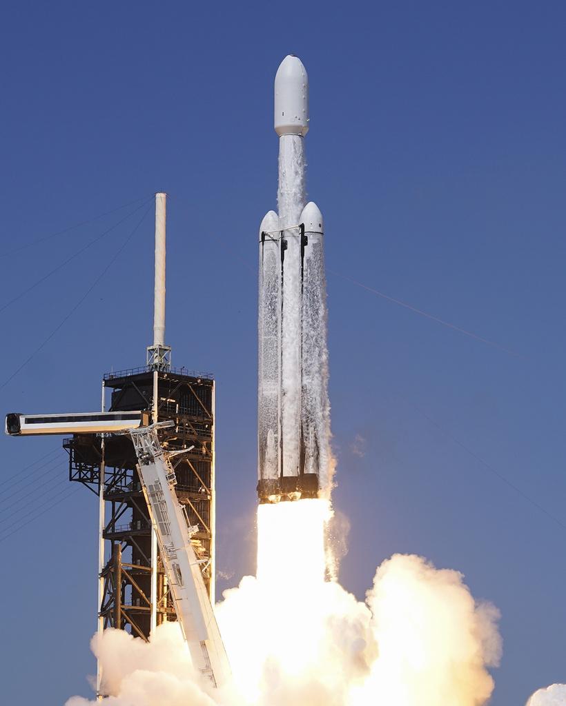 歐羅巴快帆船由獵鷹重型運載火箭搭載升空。(美聯社)