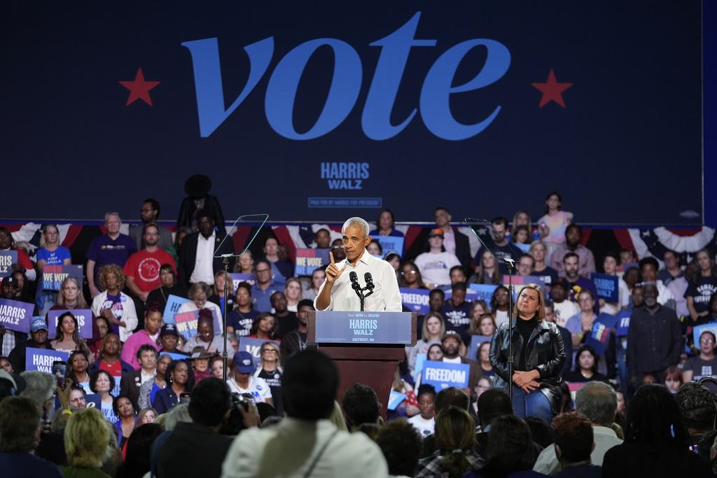 前總統奧巴馬周二到底特律為賀錦麗助選。(美聯社)