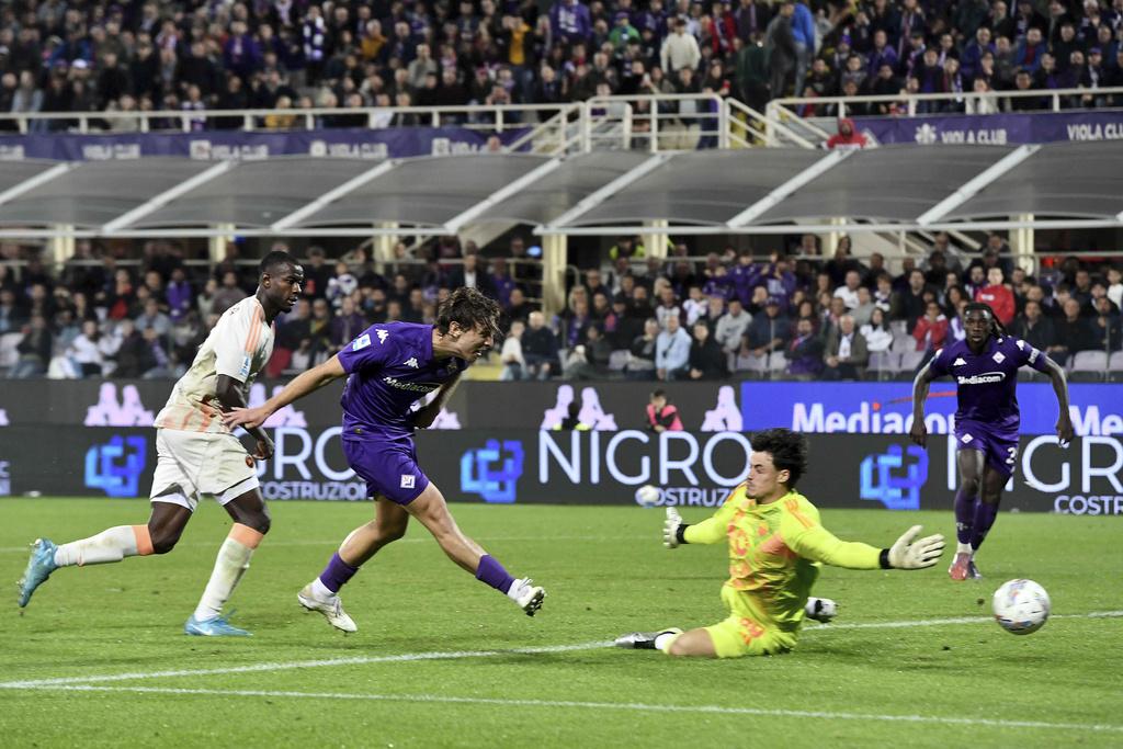 保夫為費倫天拿拉開4:1。(美聯社)