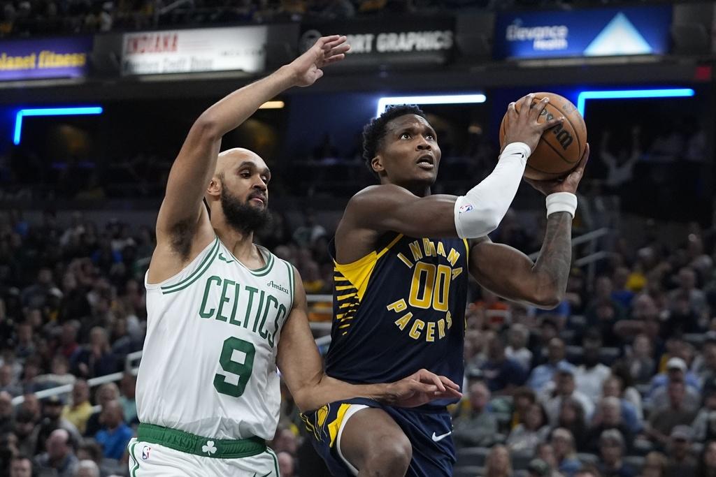 溜馬加時135:132擊敗塞爾特人。(美聯社)