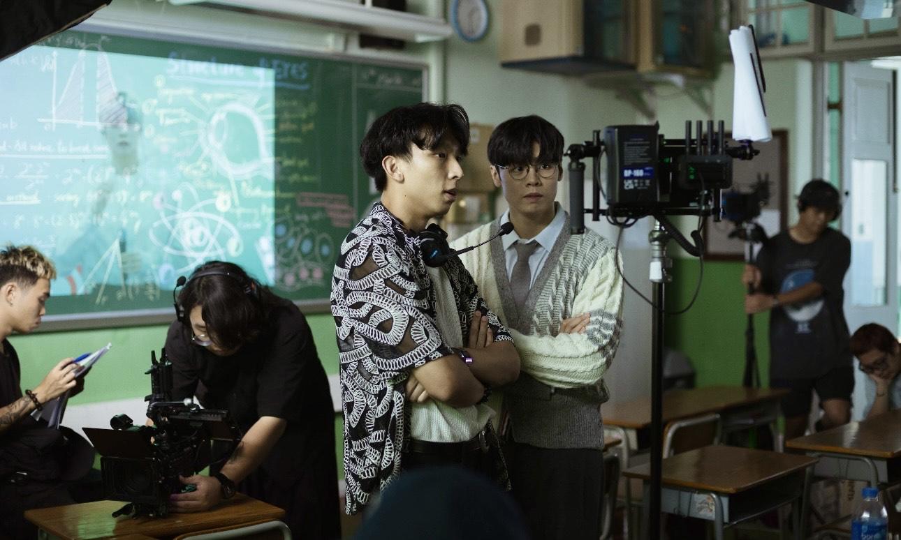 《勇氣》的MV去到學校拍攝,勾起了求學時的回憶。