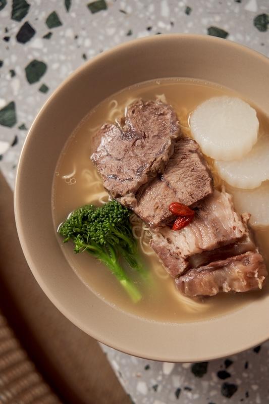 用韓牛製作港式牛腩,風味獨特。