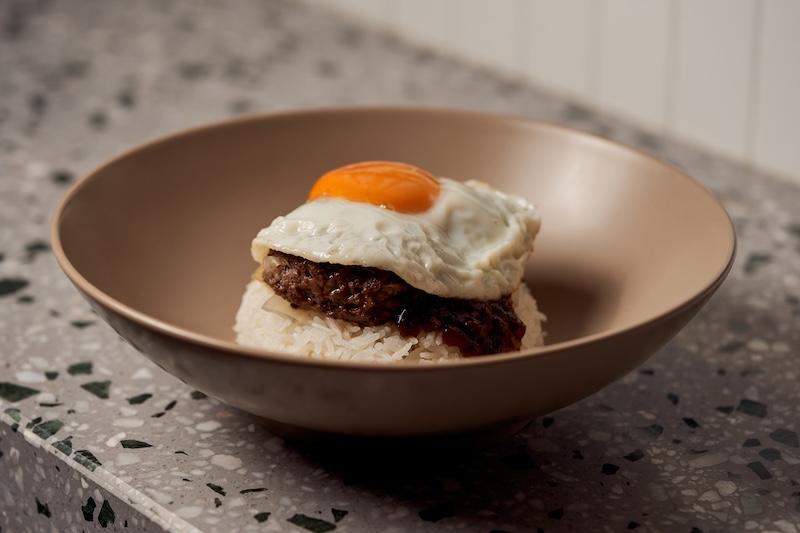 黑椒免治牛肉漢堡煎蛋飯$178(三道菜午餐)