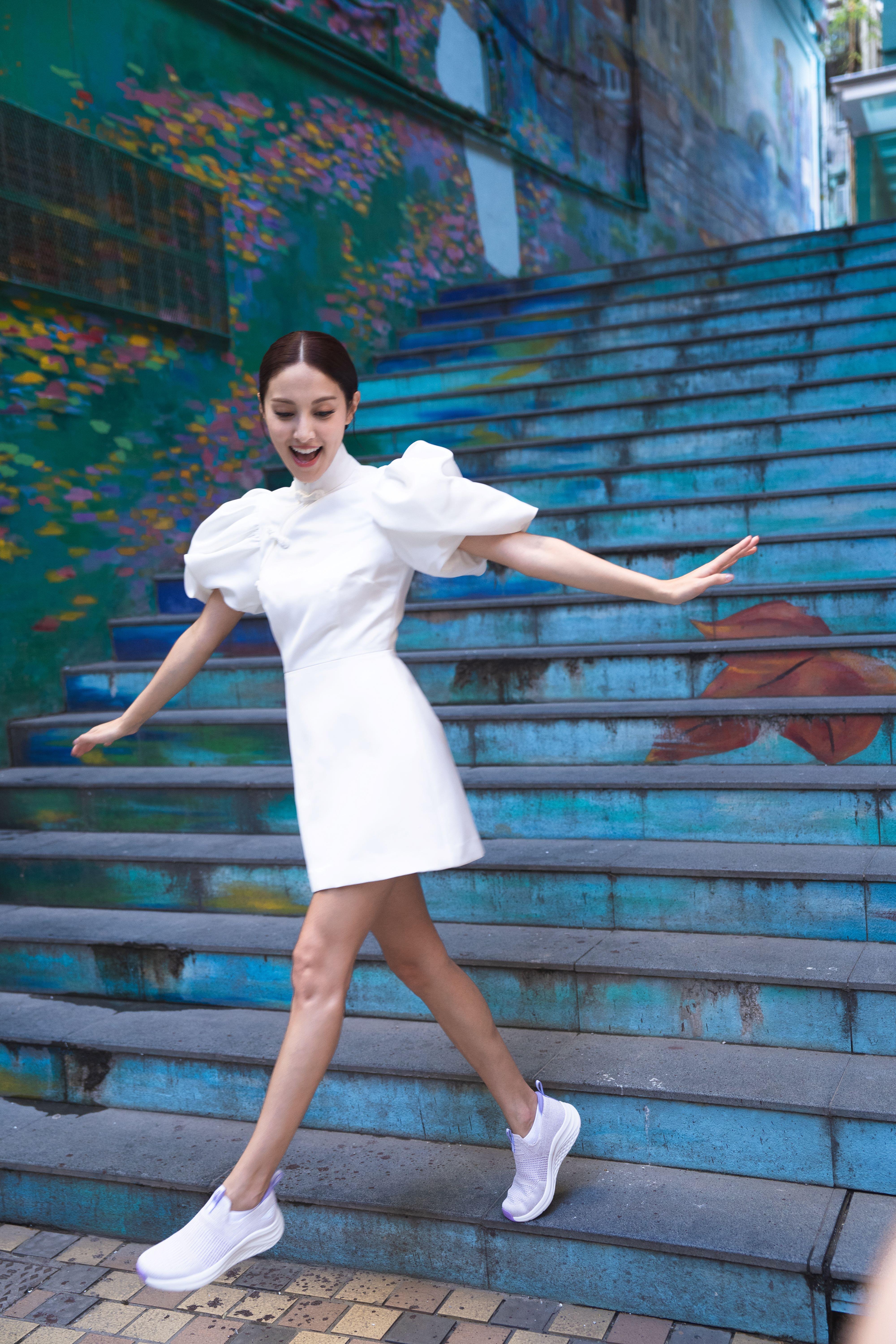 陳凱琳大讚Dr. Kong 運動鞋舒適又時尚