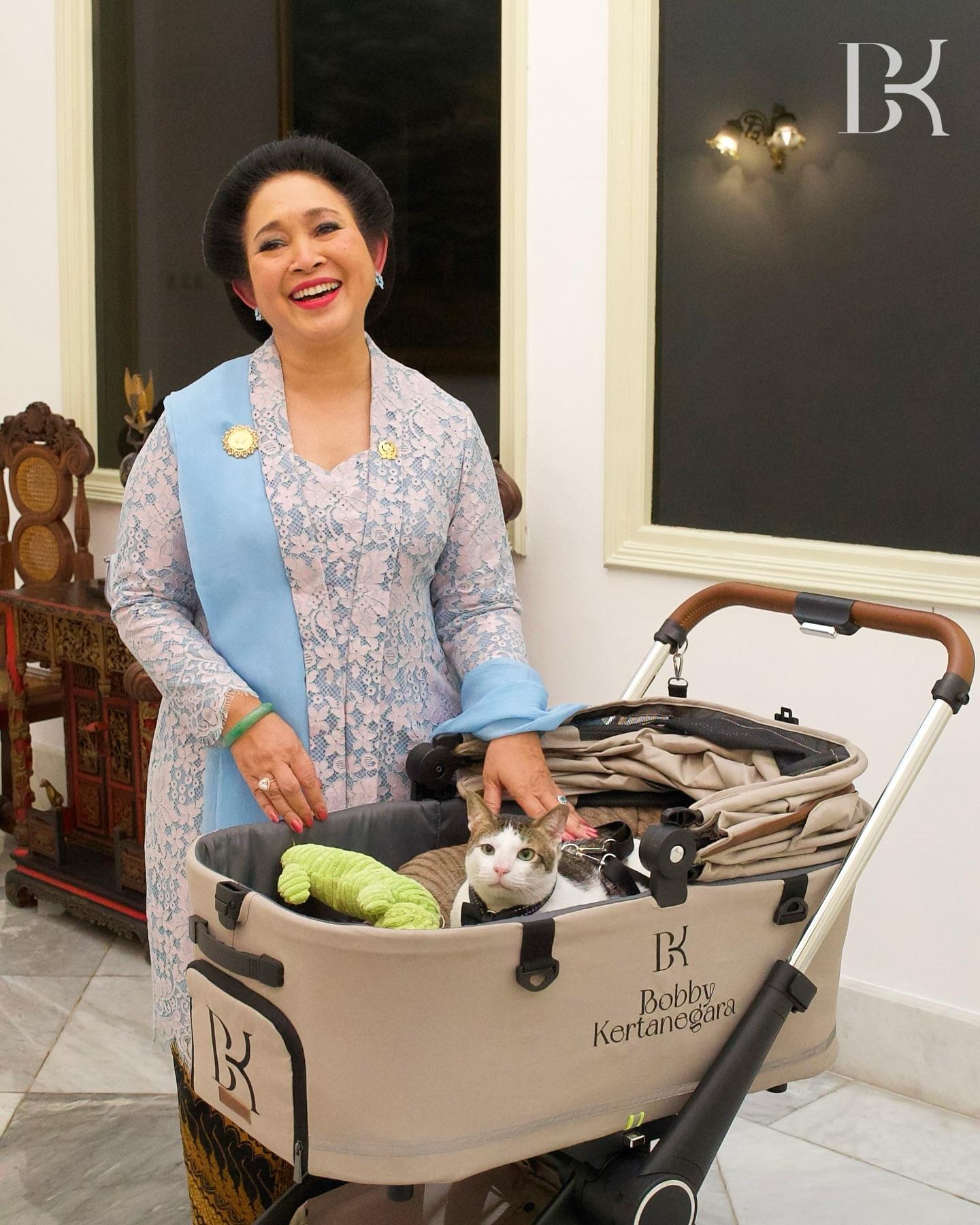 波比(Bobby)的IG平均每個帖子都有過萬Likes。