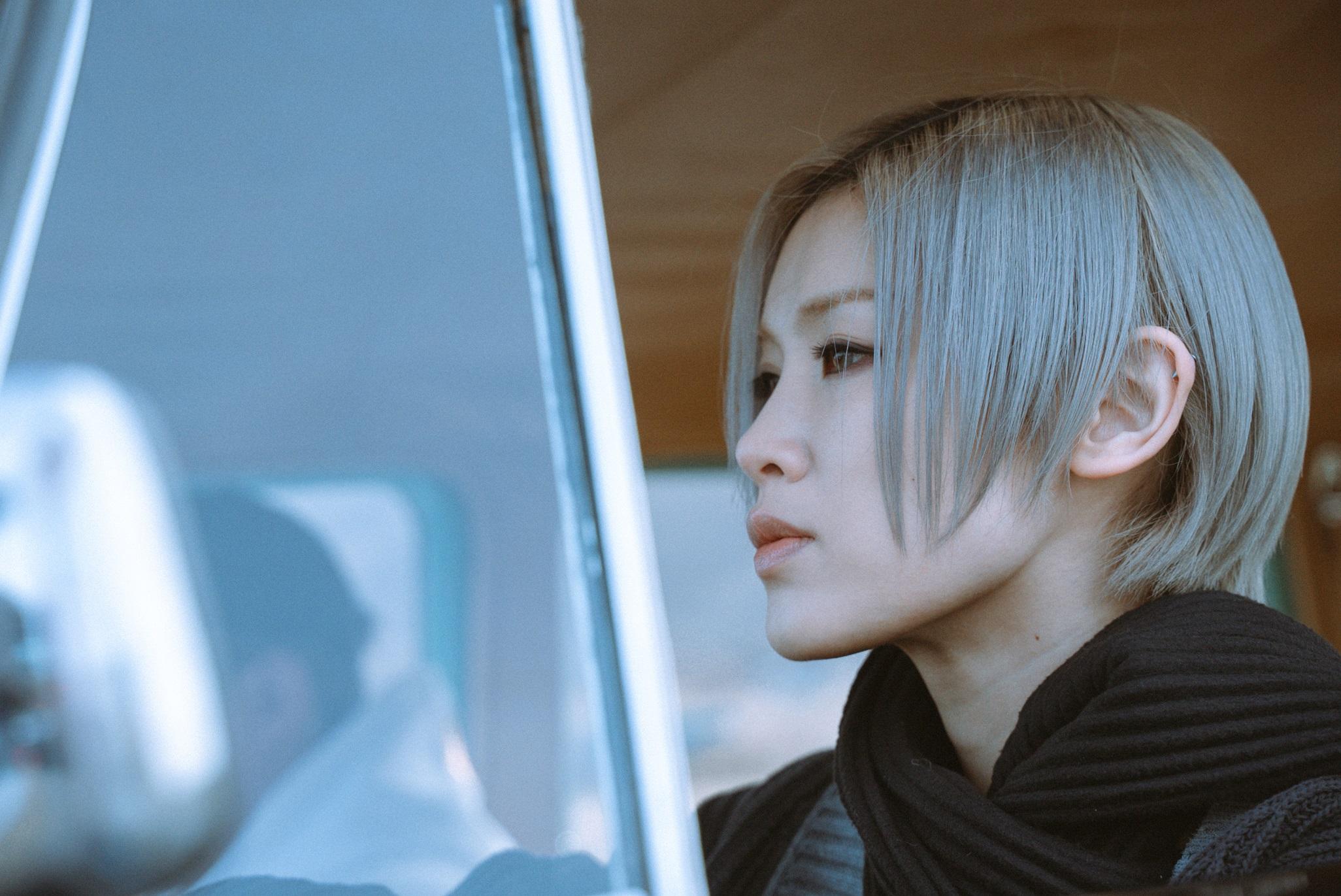 陳蕾坦言遠赴外蒙古為新歌《0.1秒後的世界》拍MV,是乘機揸車旅遊的自肥計劃。