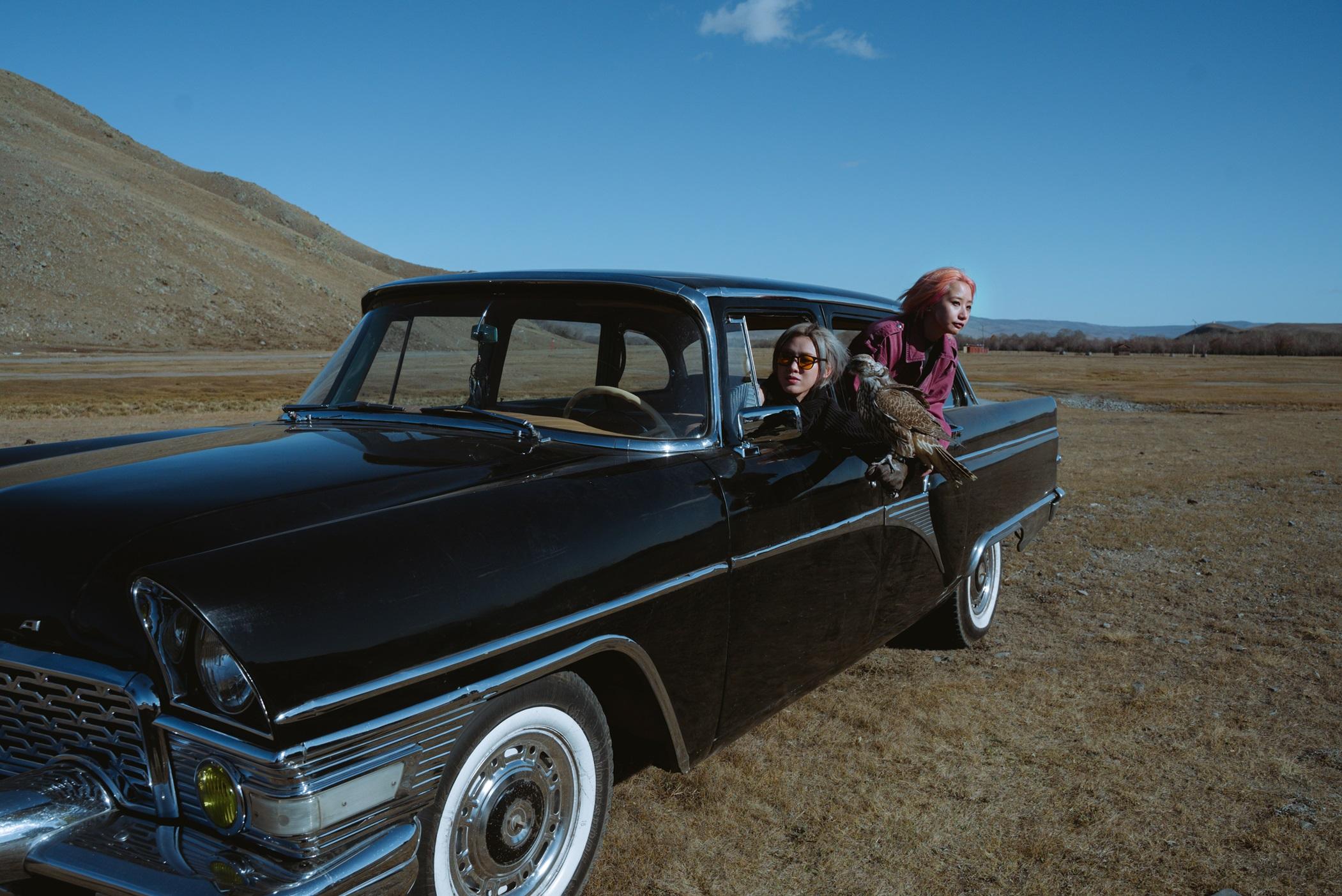 陳蕾坦言遠赴外蒙古為新歌《0.1秒後的世界》拍MV,是乘機揸車旅遊的自肥計劃。