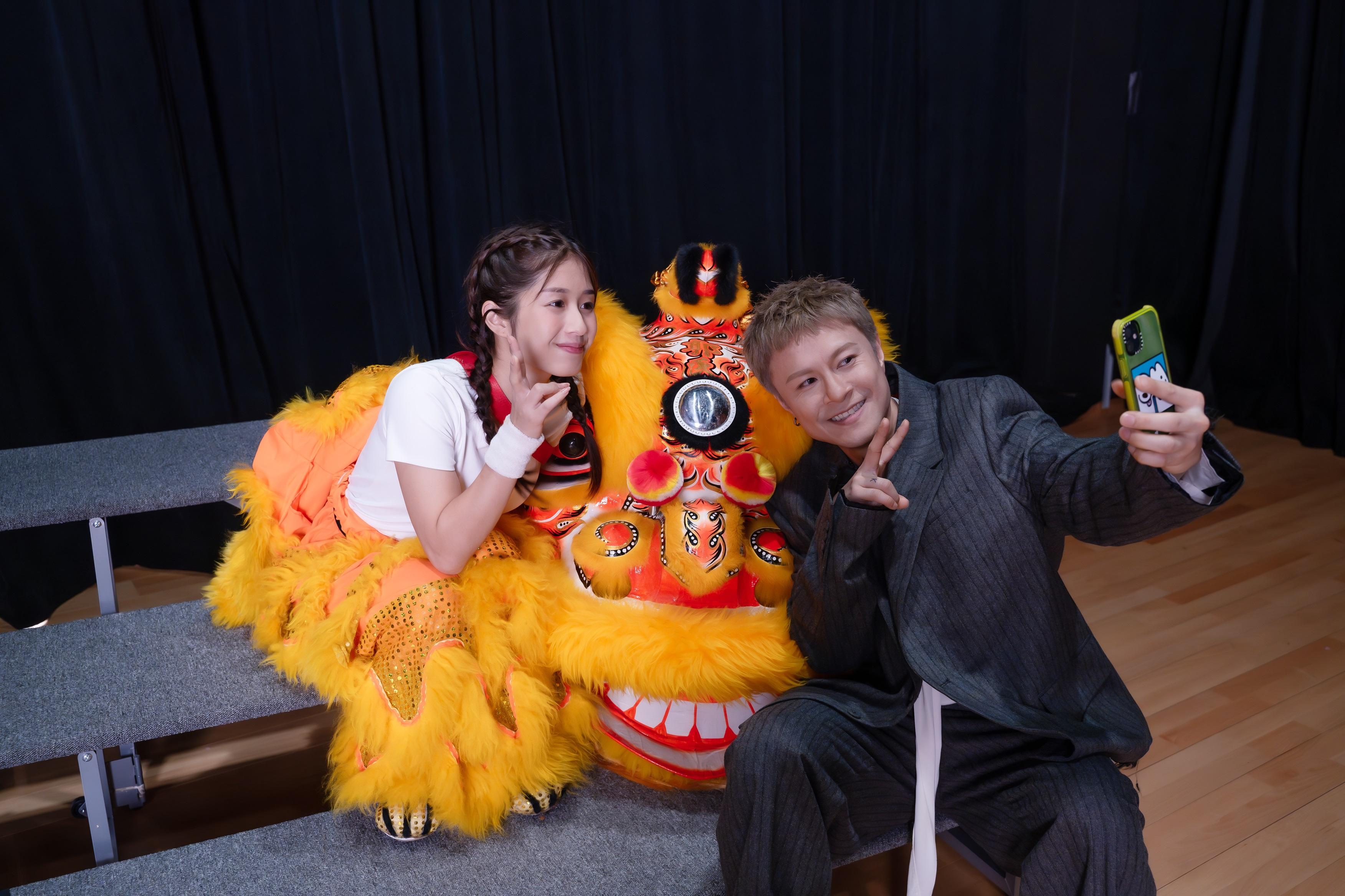 嬌小玲瓏THAIMAY不理家人反對,堅持學舞師。