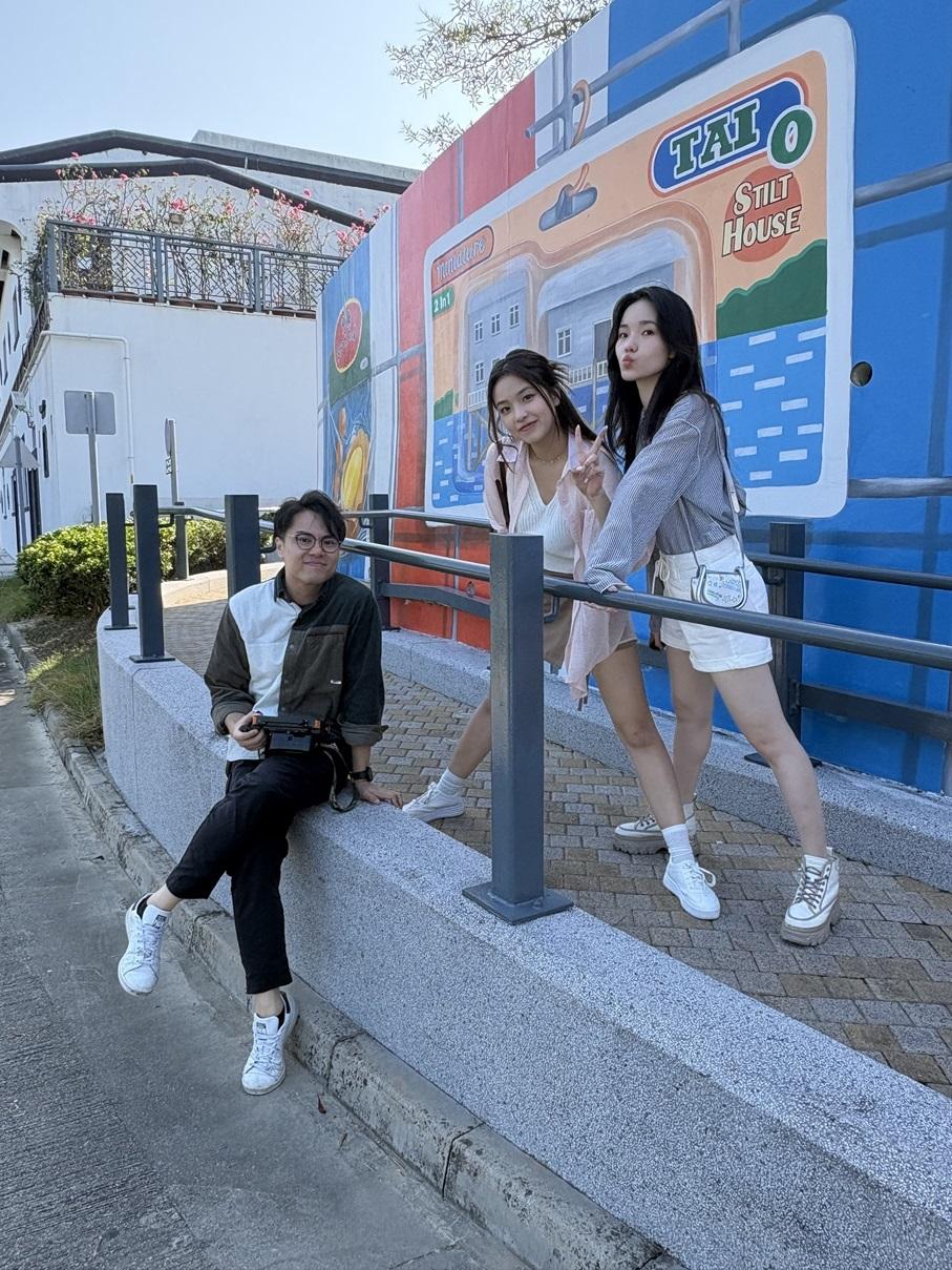 陳書昕張可欣獲邀拍廣告,再與《十七年命運週劇》的導演羅嘉駿合作。